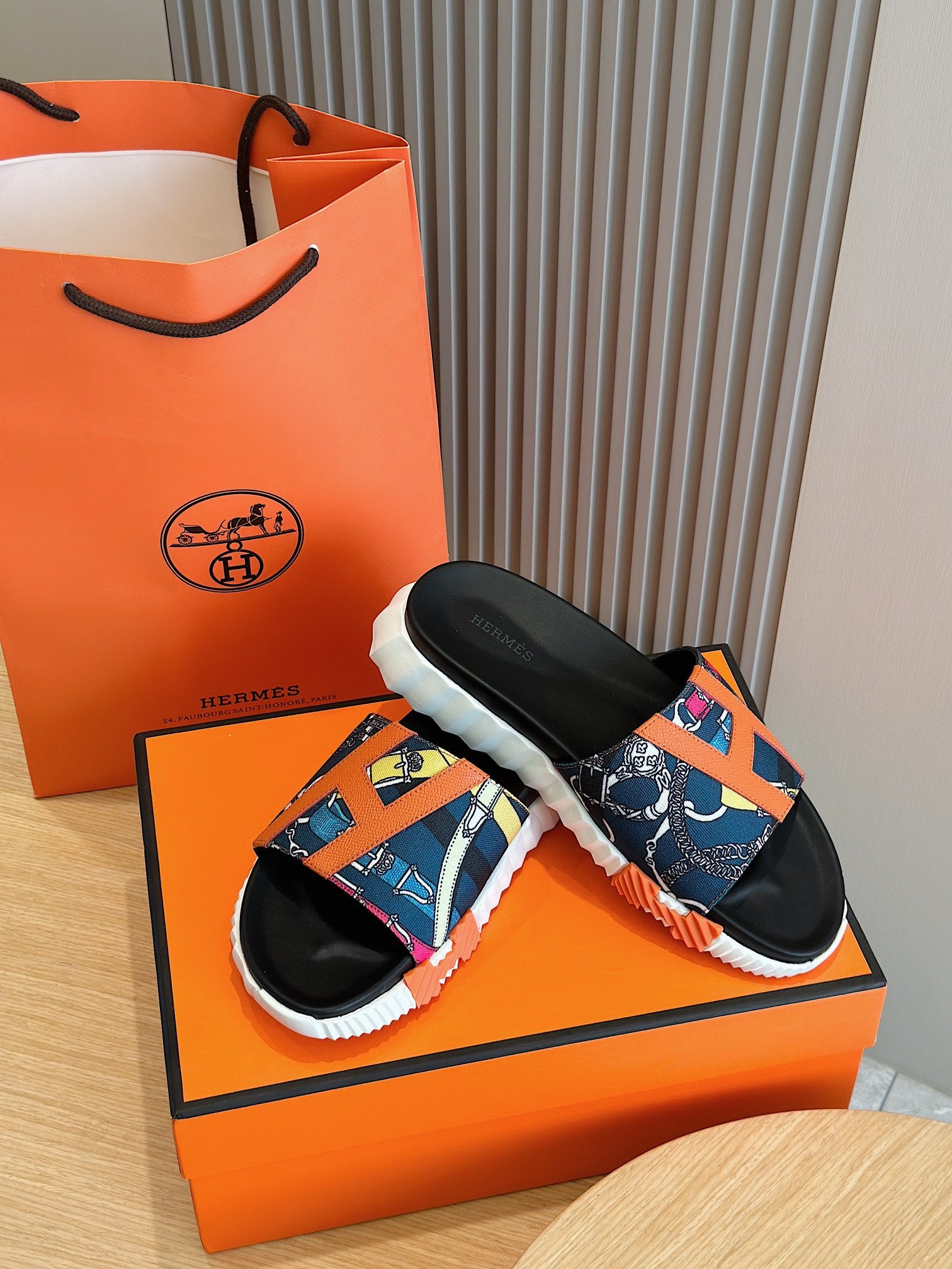LuxluxHouse Best Quality Sandals Hermes
