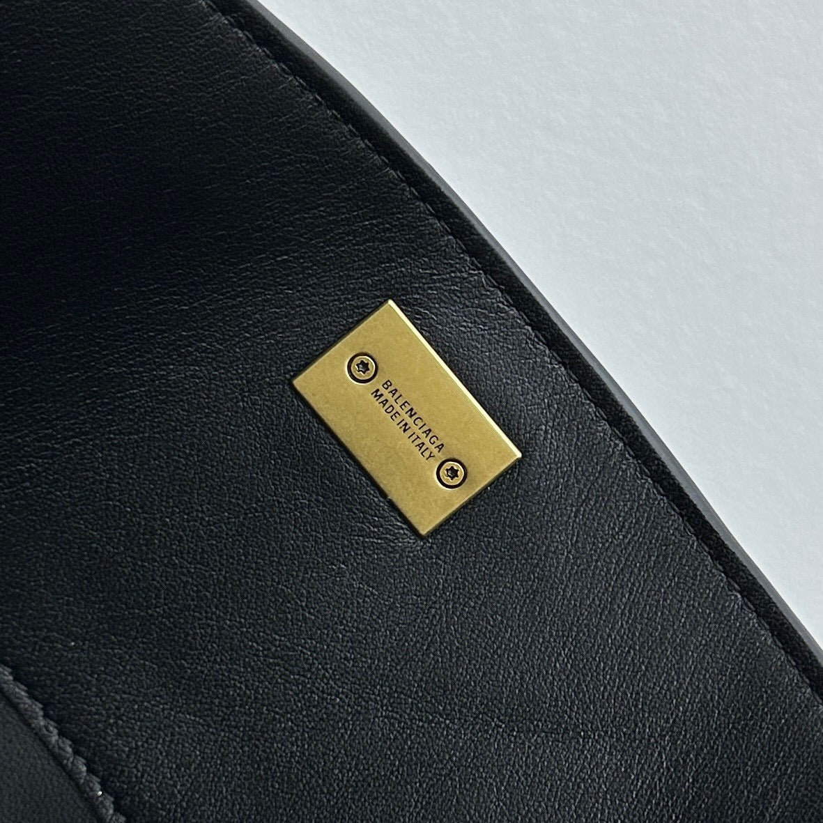 LuxluxHouse Best Quality Bags Balenciaga Women Men