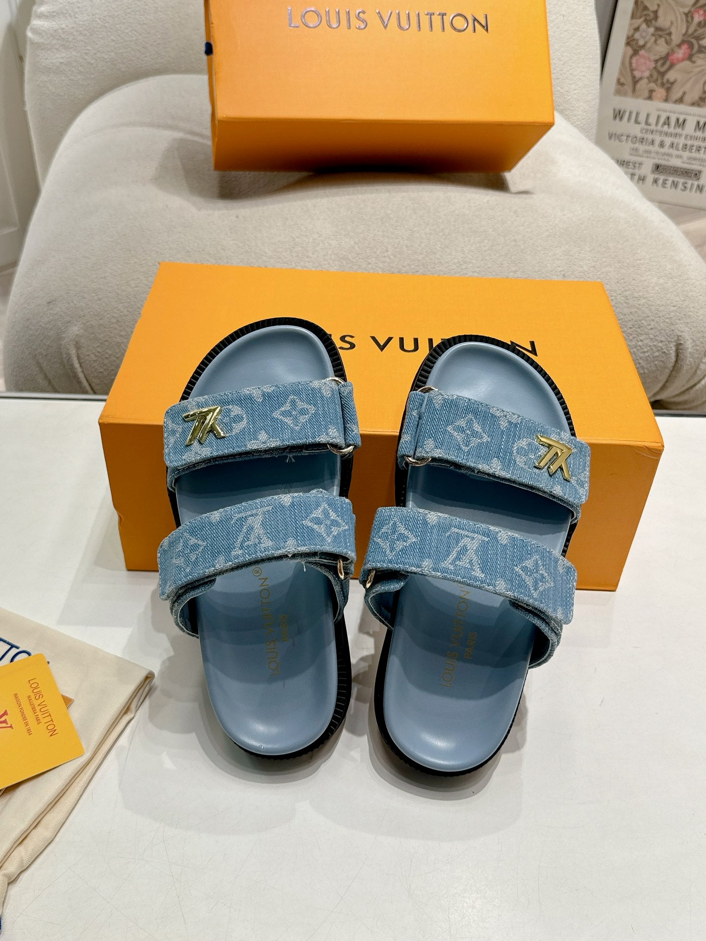 LuxluxHouse Best Quality Women Shoes Louis Vuitton