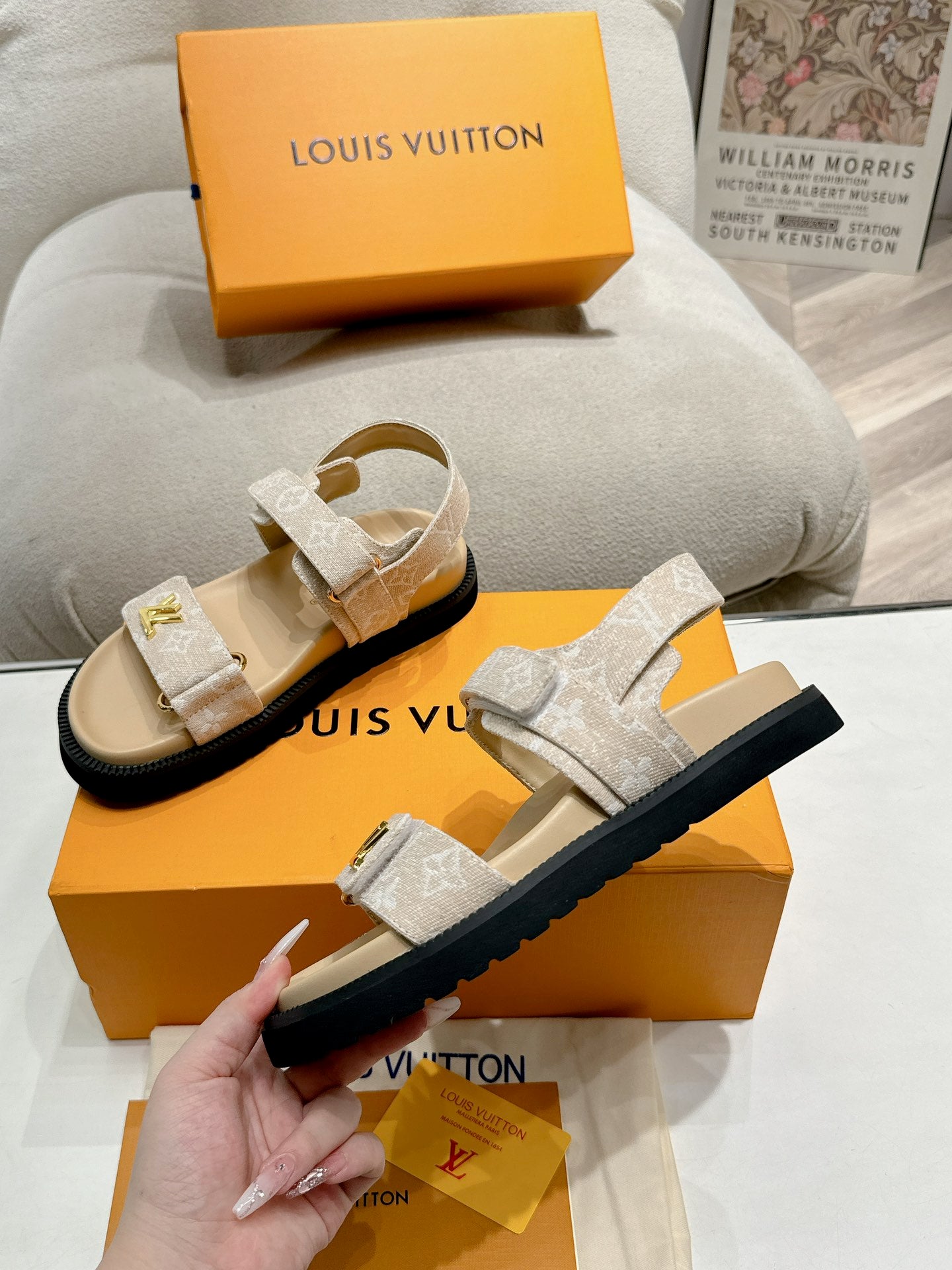 LuxluxHouse Best Quality Women Shoes Louis Vuitton