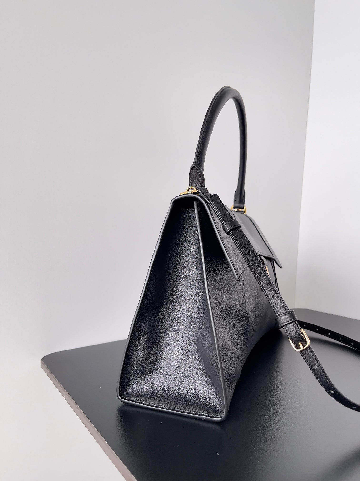 LuxluxHouse Best Quality Bags Balenciaga