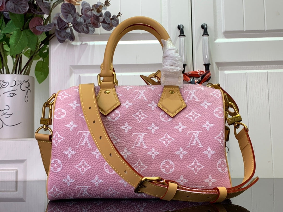 LuxluxHouse Best Quality Bags Louis Vuitton Women Men