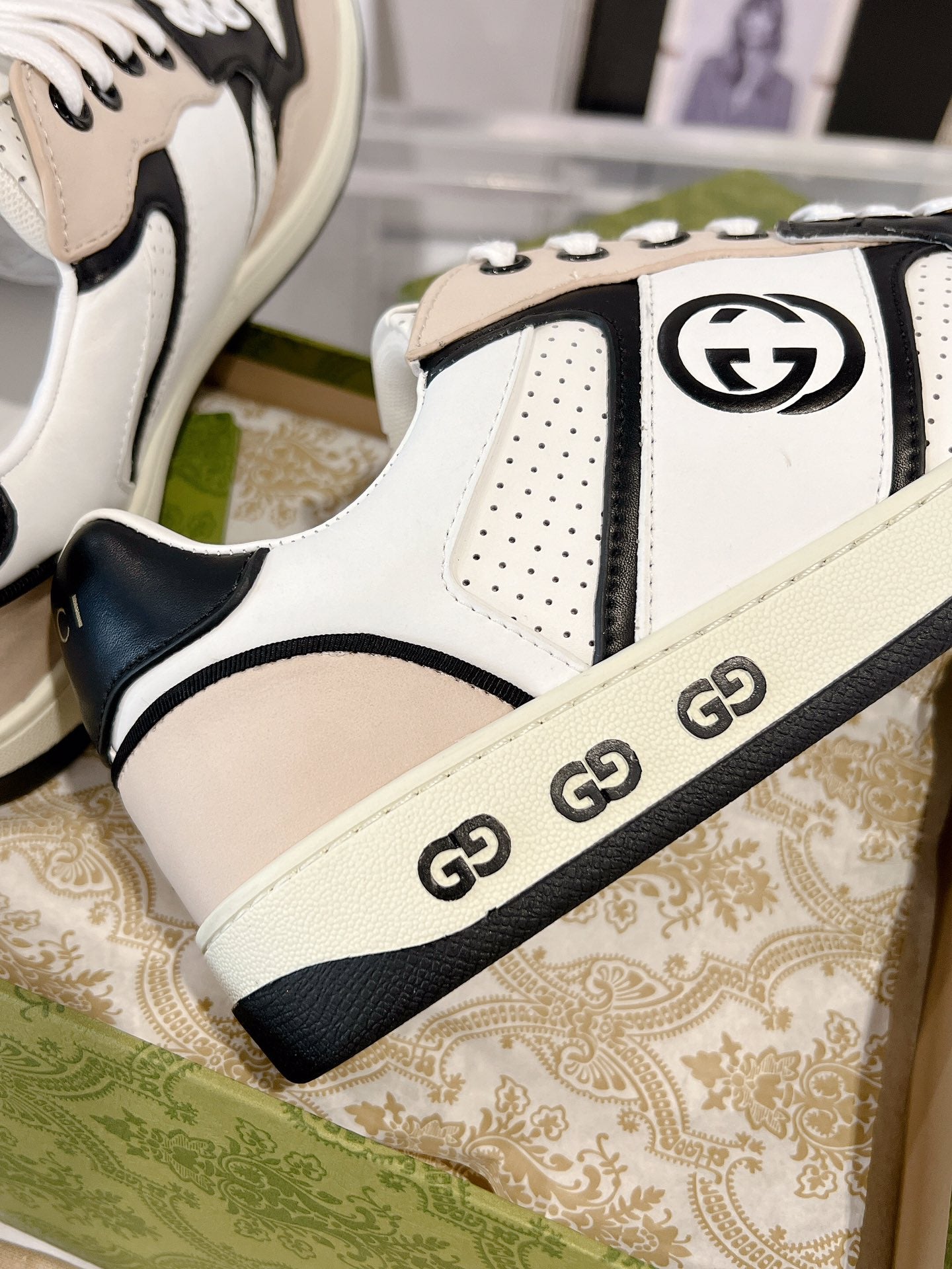 LuxluxHouse Best Quality Gucci Women Shoes