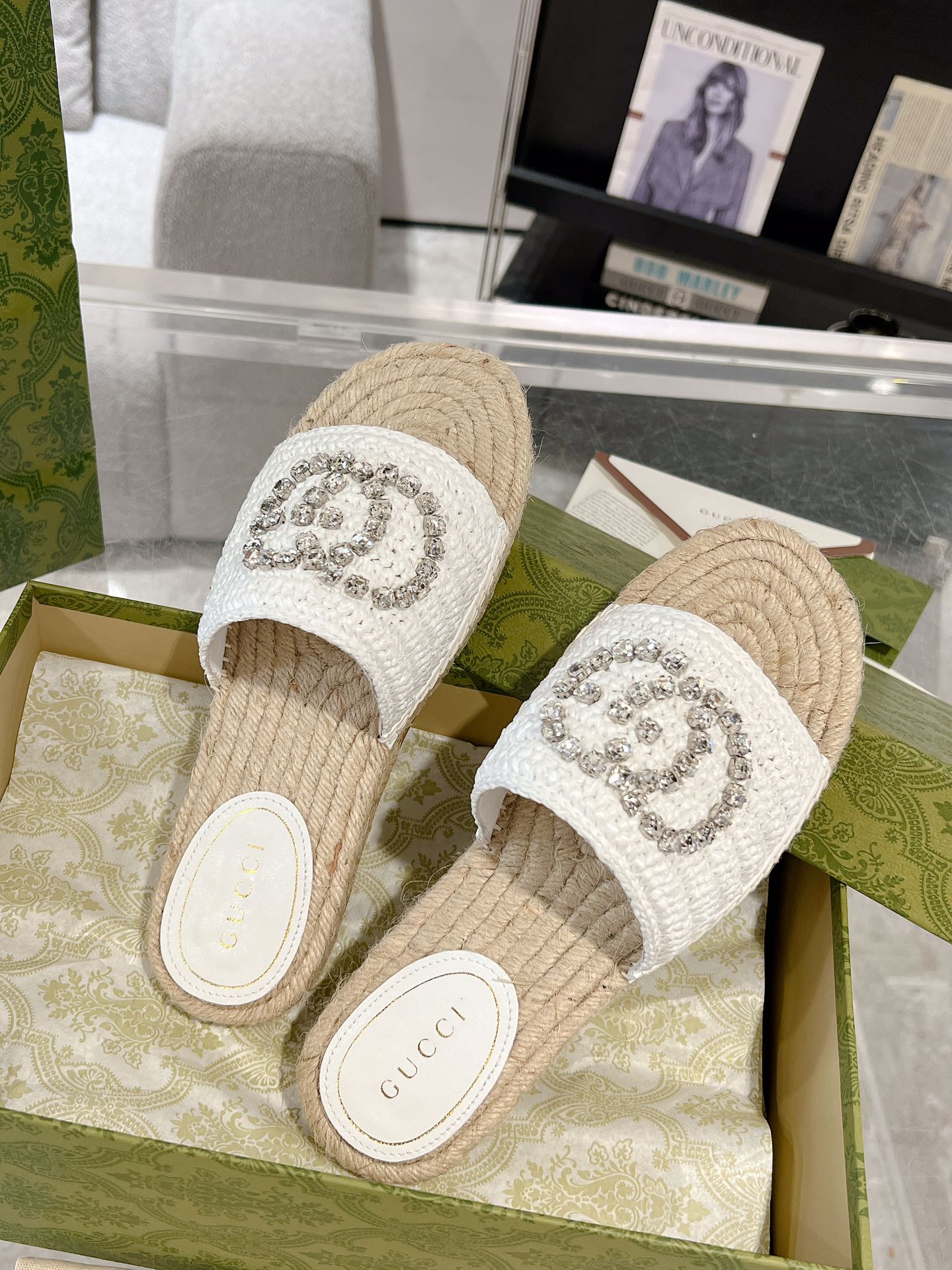 LuxluxHouse Best Quality Gucci Women Shoes