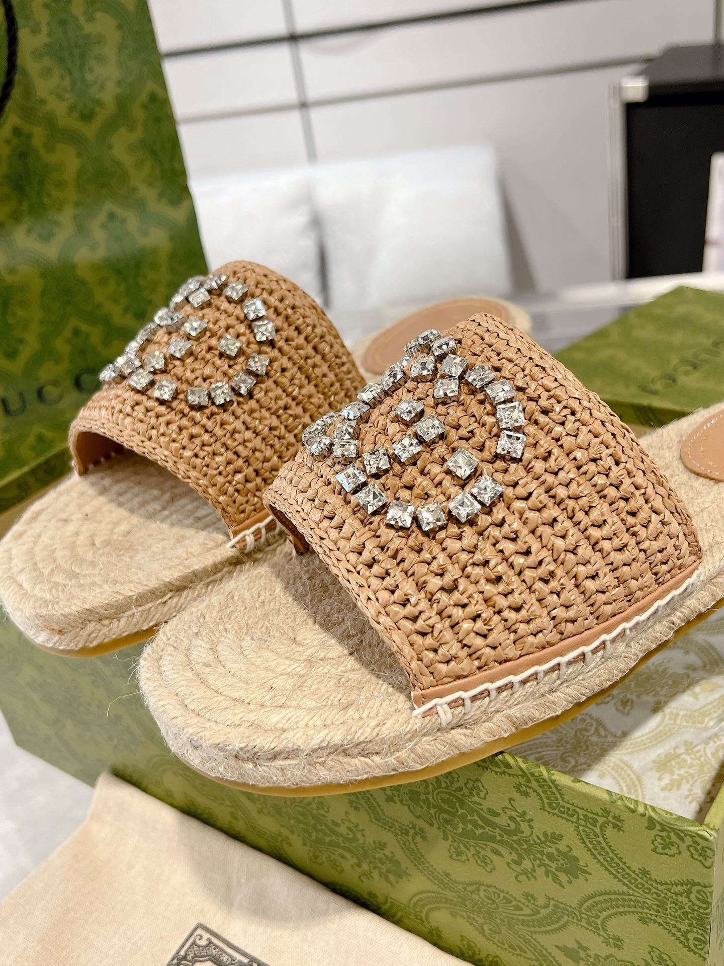 LuxluxHouse Best Quality Gucci Women Shoes