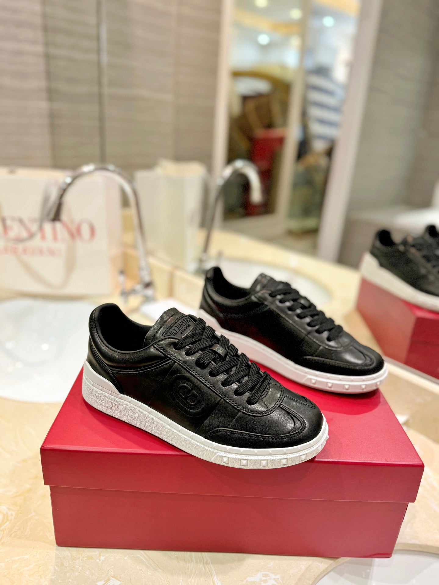 LuxluxHouse Best Quality Valentino Women Shoes