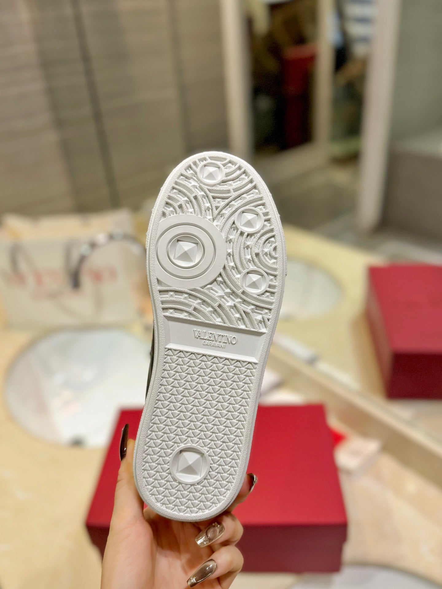 LuxluxHouse Best Quality Valentino Women Shoes