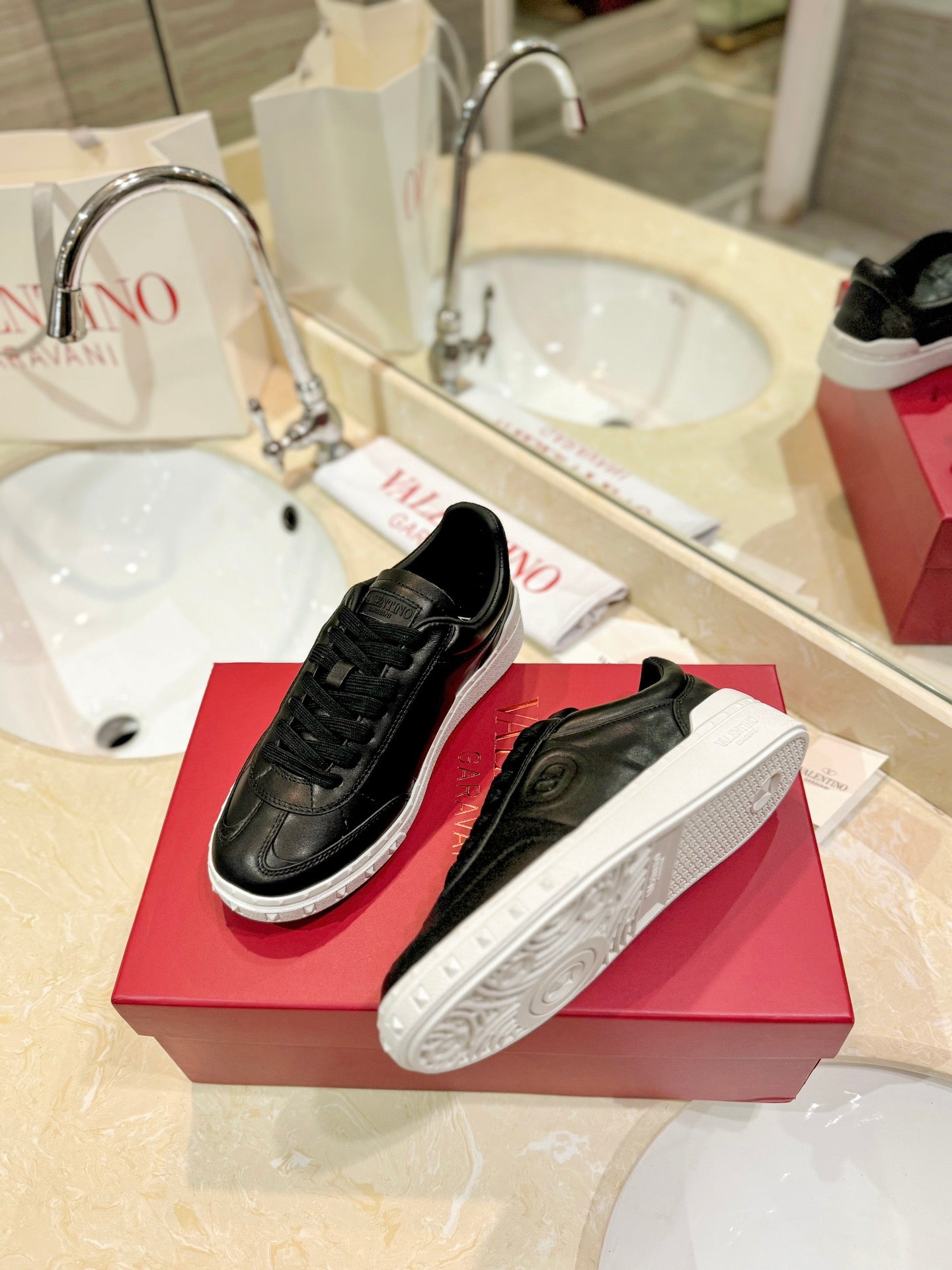 LuxluxHouse Best Quality Valentino Women Shoes