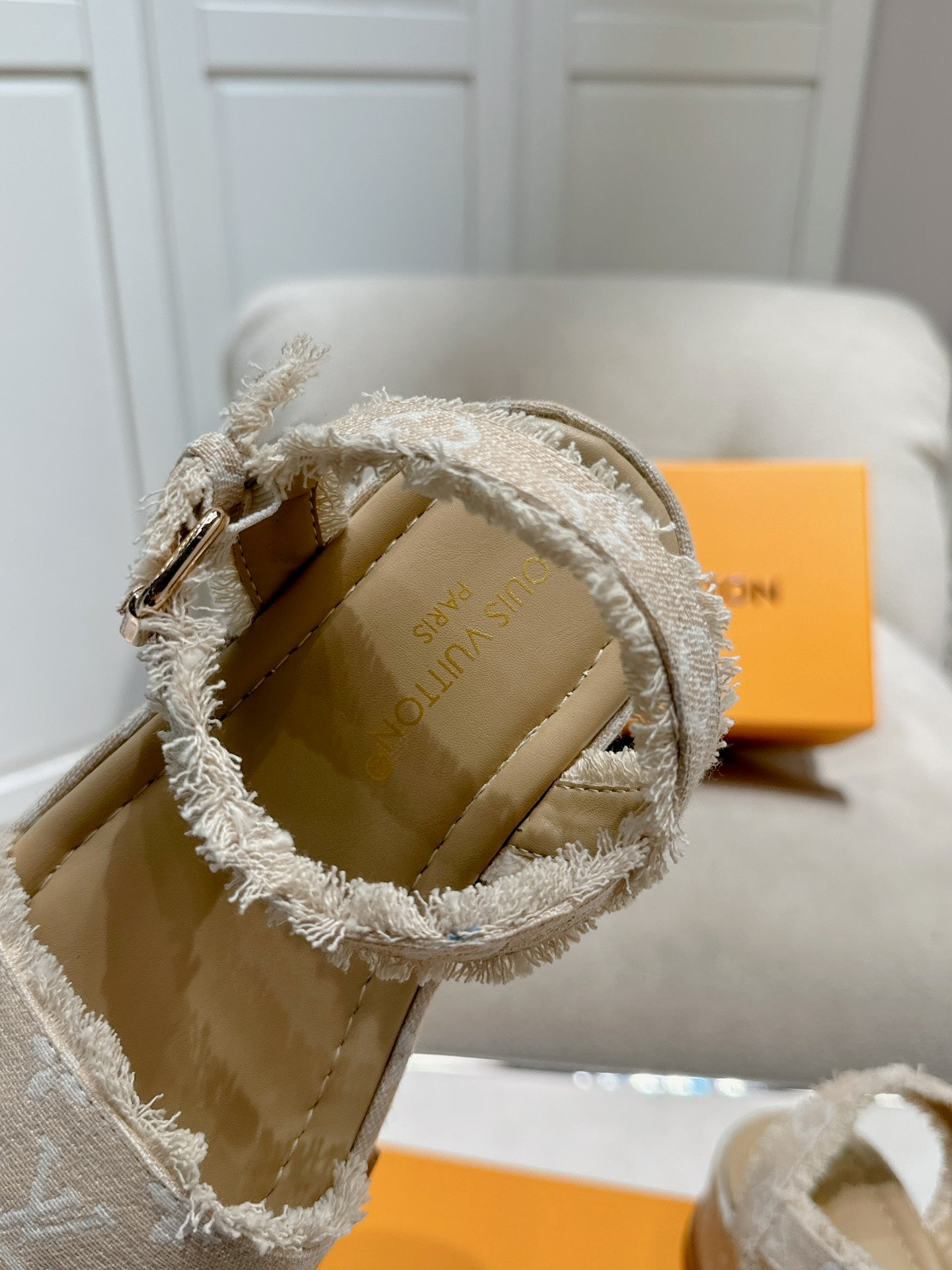 LuxluxHouse Best Quality Women Shoes Louis Vuitton