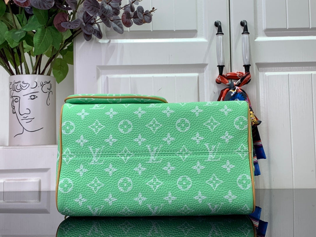 LuxluxHouse Best Quality Bags Louis Vuitton Women Men