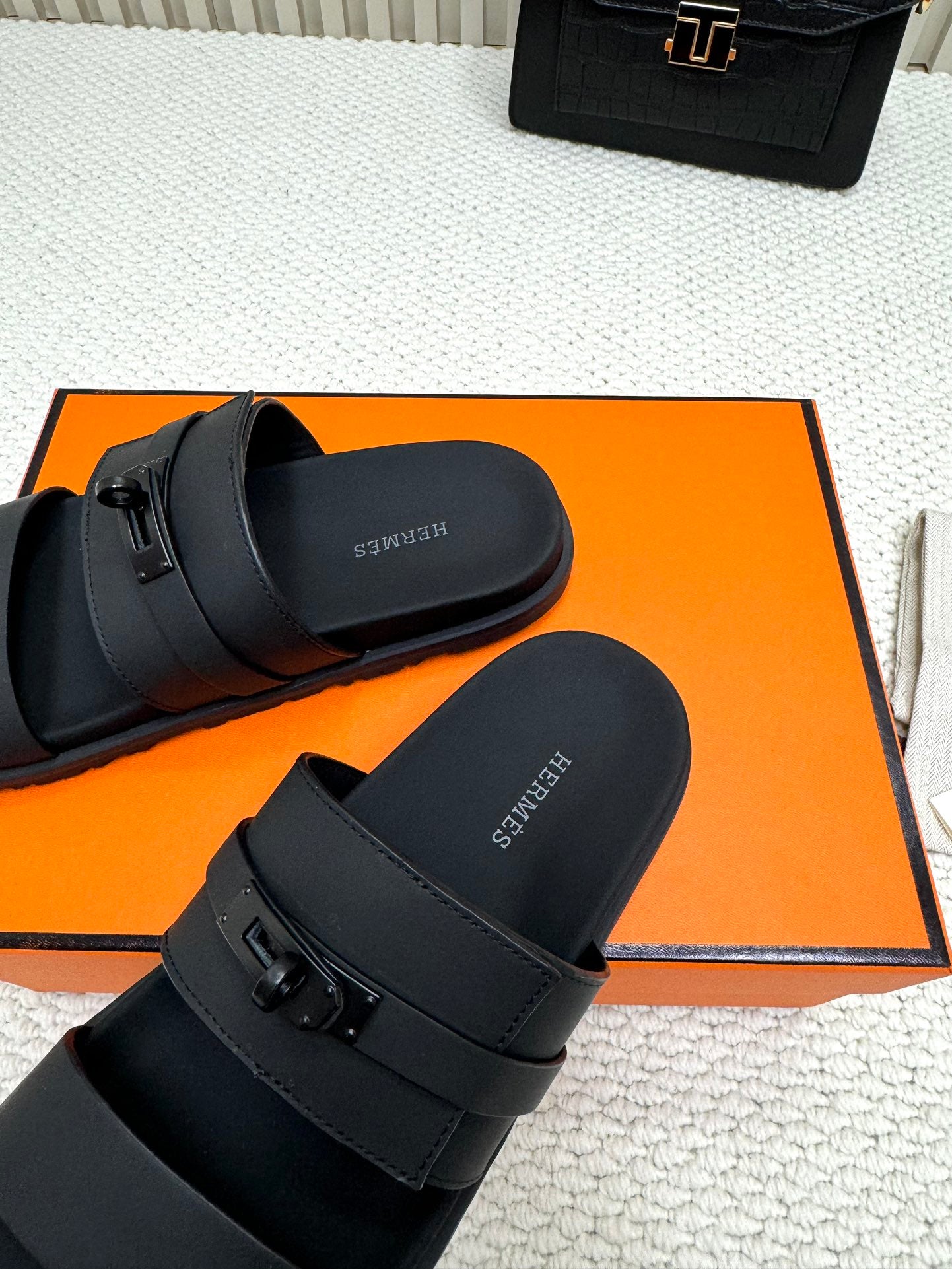 LuxluxHouse Best Quality Sandals Hermes