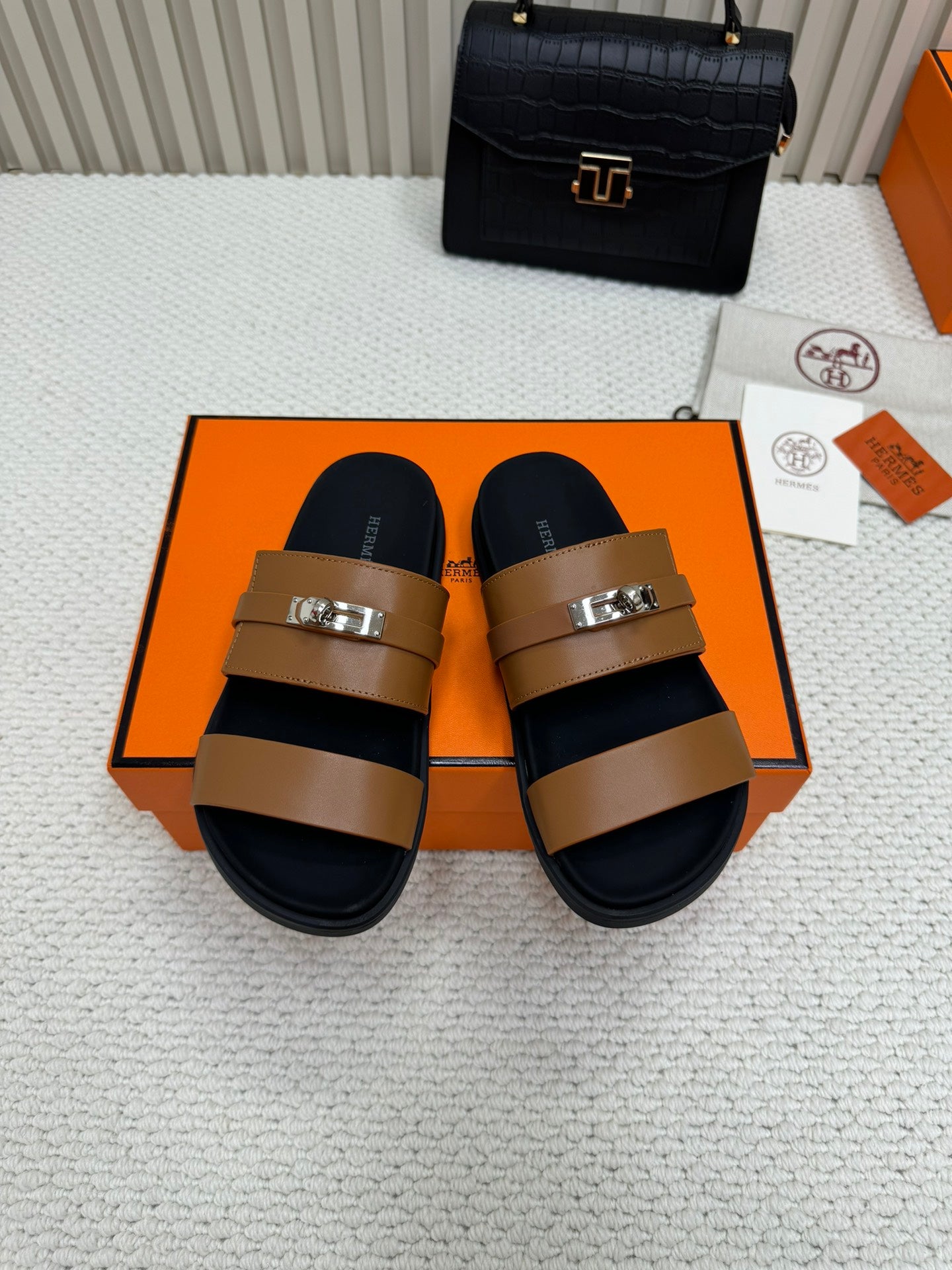LuxluxHouse Best Quality Sandals Hermes