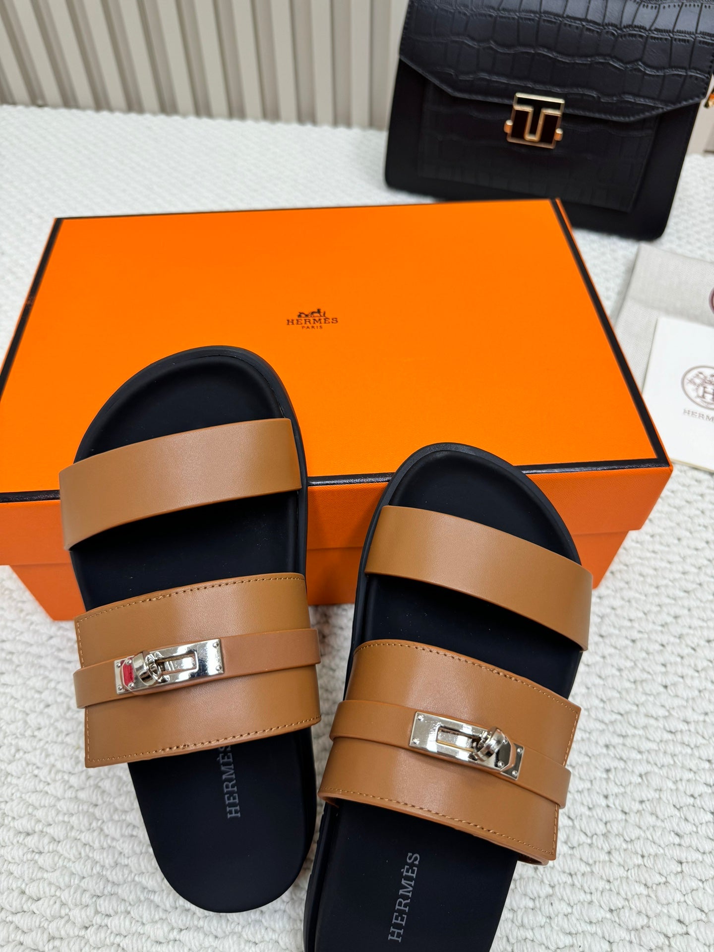 LuxluxHouse Best Quality Sandals Hermes