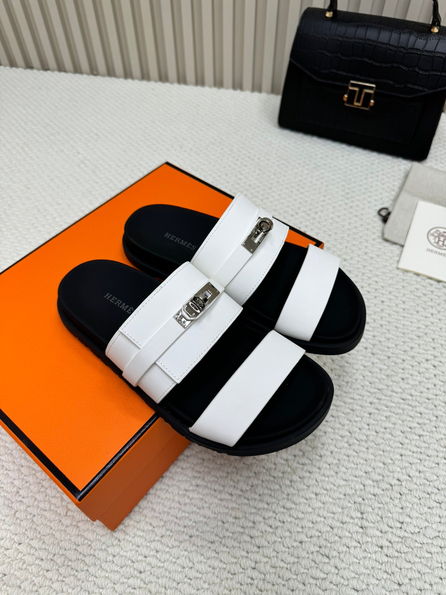 LuxluxHouse Best Quality Sandals Hermes