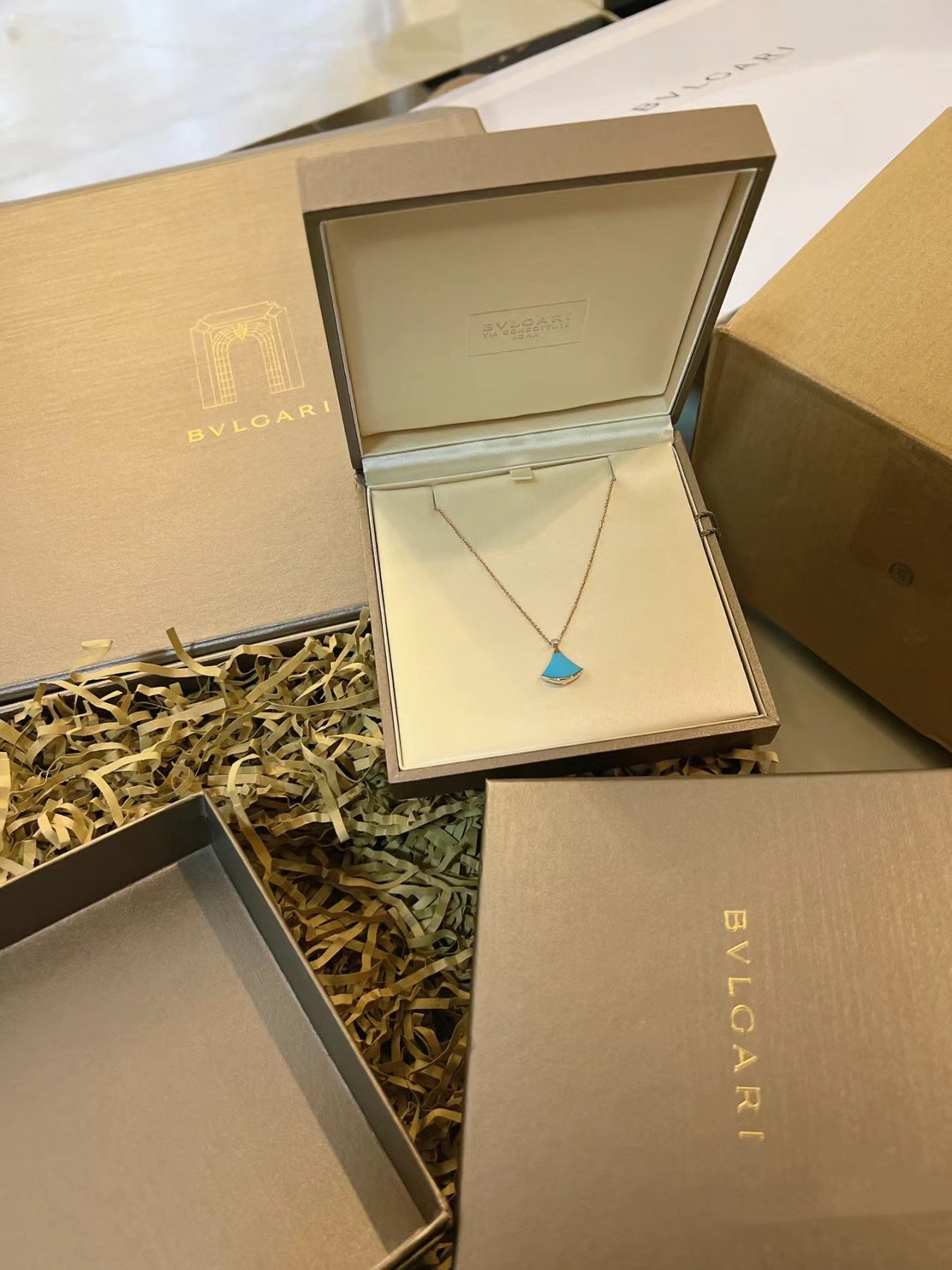LuxluxHouse Best Quality Accessories Necklace  Bvlgari