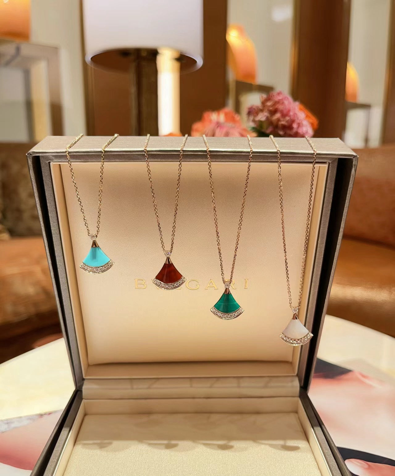 LuxluxHouse Best Quality Accessories Necklace  Bvlgari