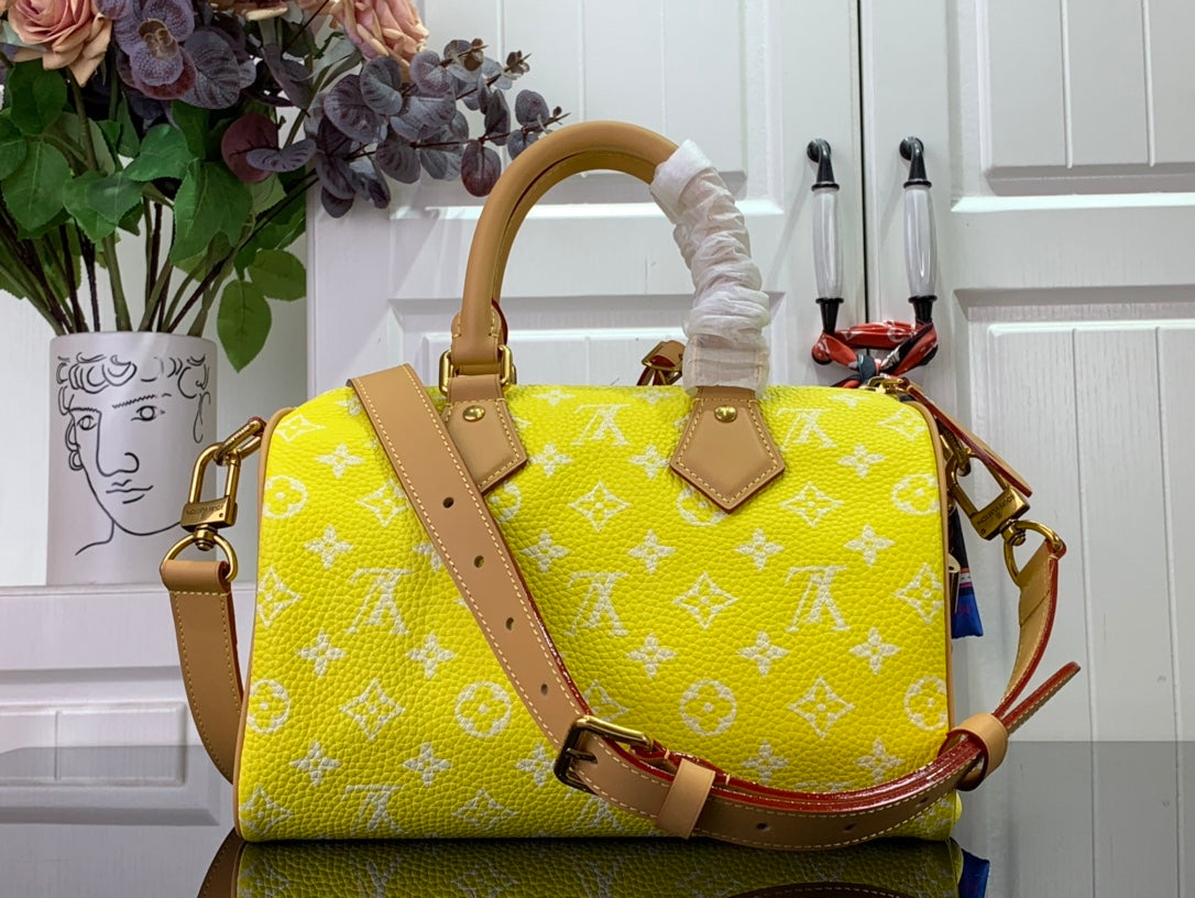 LuxluxHouse Best Quality Bags Louis Vuitton Women Men