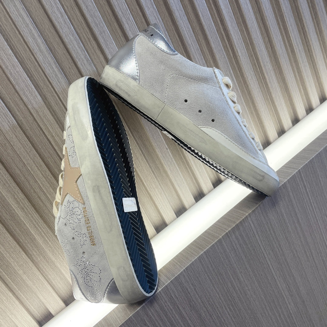 LuxluxHouse Best Quality Shoes Golden Goose