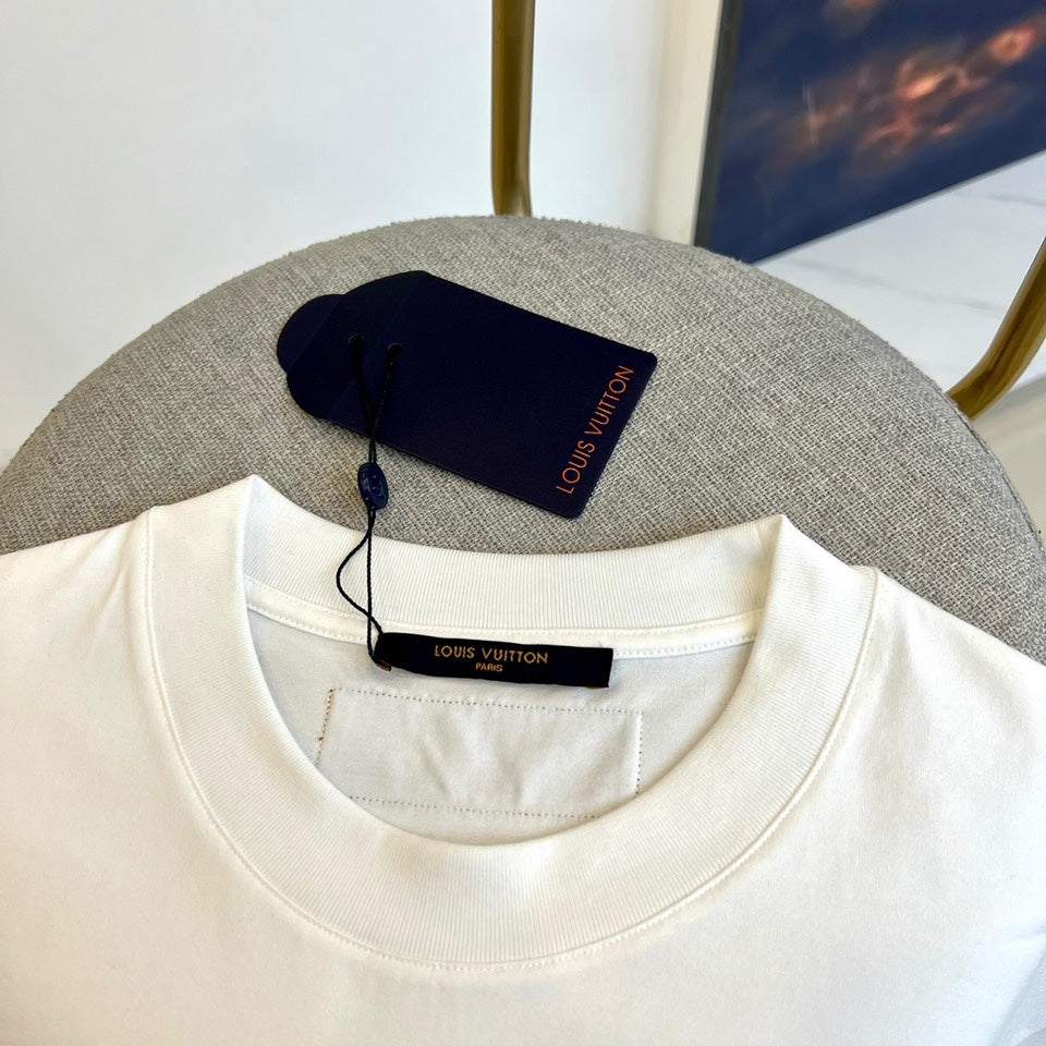 LuxluxHouse Best Quality Clothes T-shirt Louis Vuitton