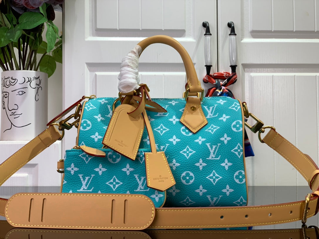 LuxluxHouse Best Quality Bags Louis Vuitton Women Men