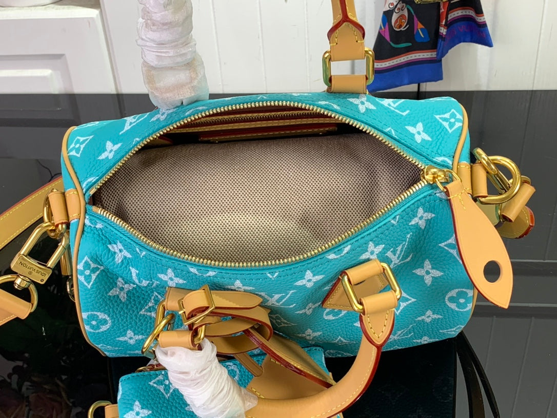 LuxluxHouse Best Quality Bags Louis Vuitton Women Men