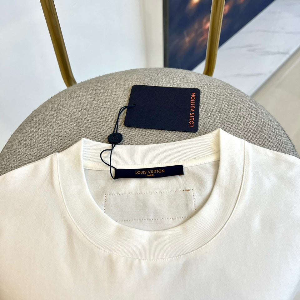 LuxluxHouse Best Quality Clothes T-shirt Louis Vuitton