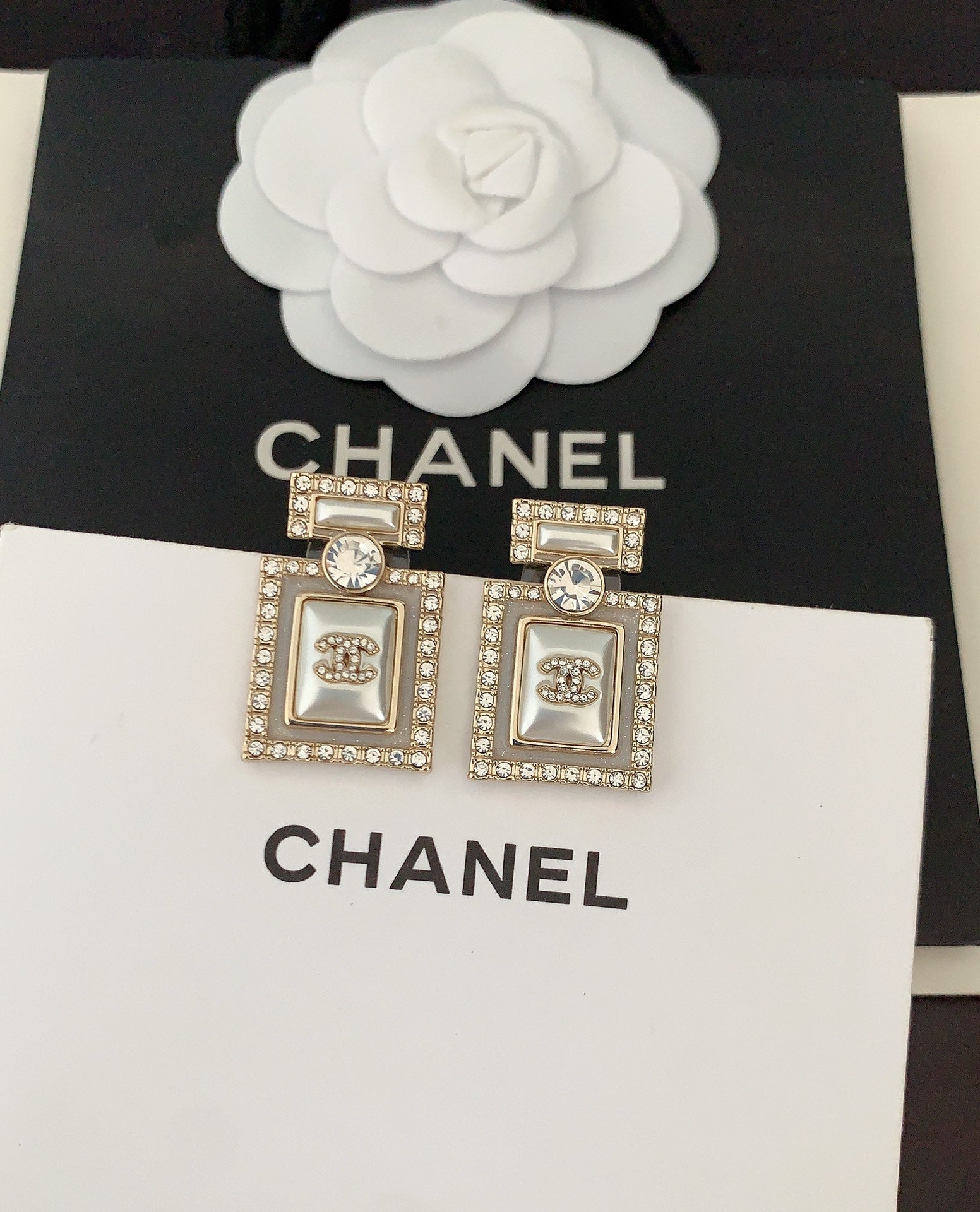 LuxluxHouse Best Quality Accessories Chanel