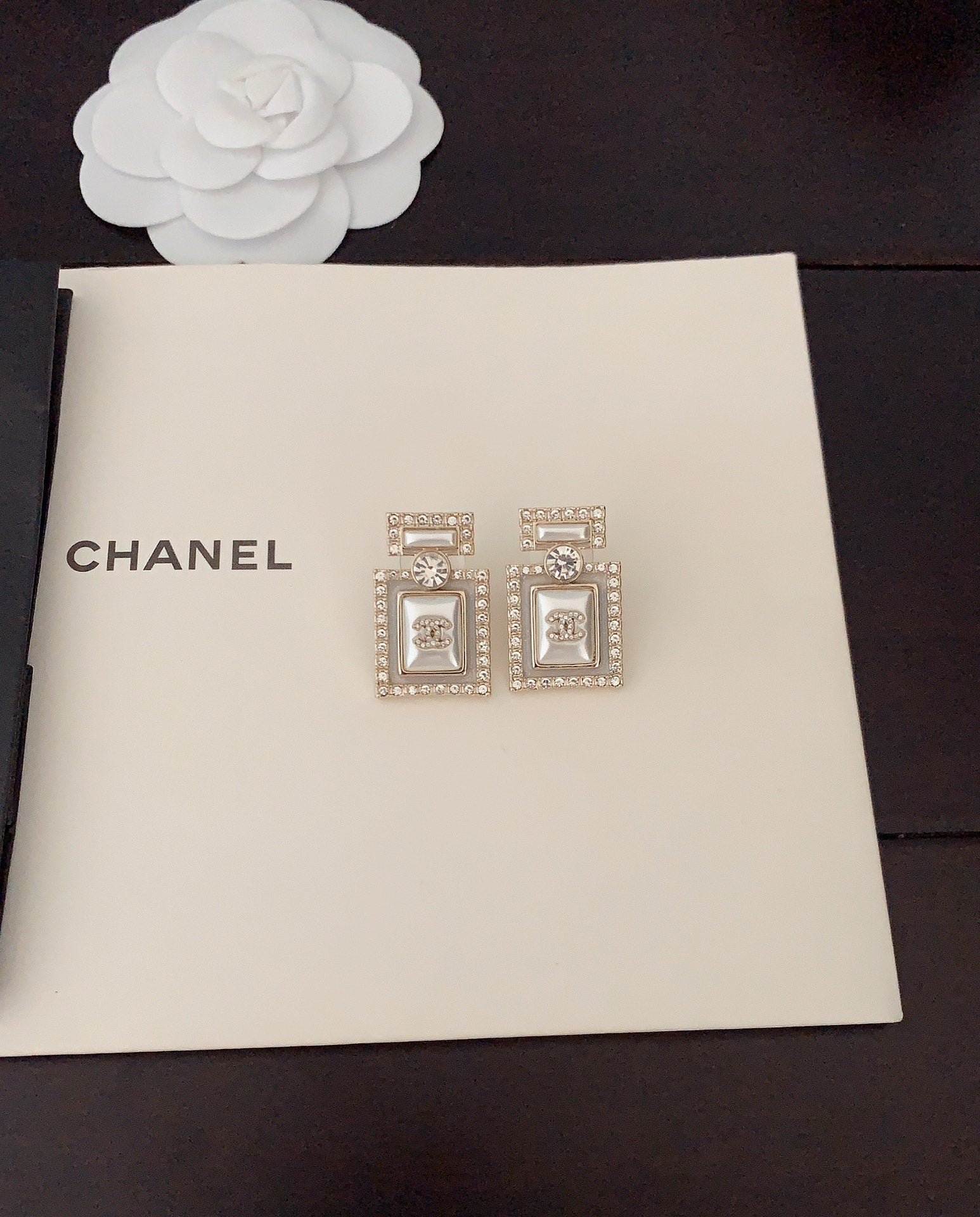 LuxluxHouse Best Quality Accessories Chanel