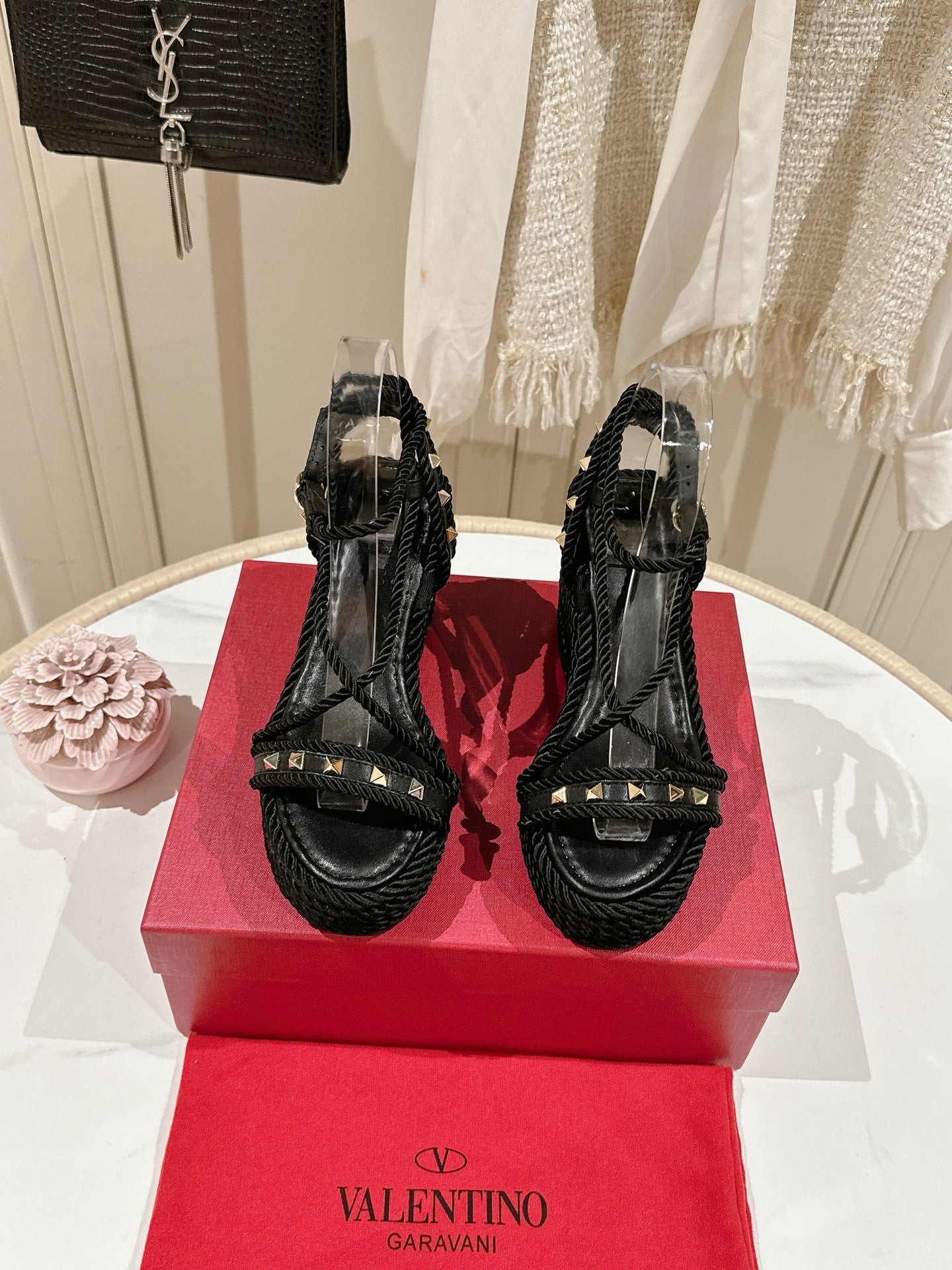 LuxluxHouse Best Quality Valentino Women Shoes