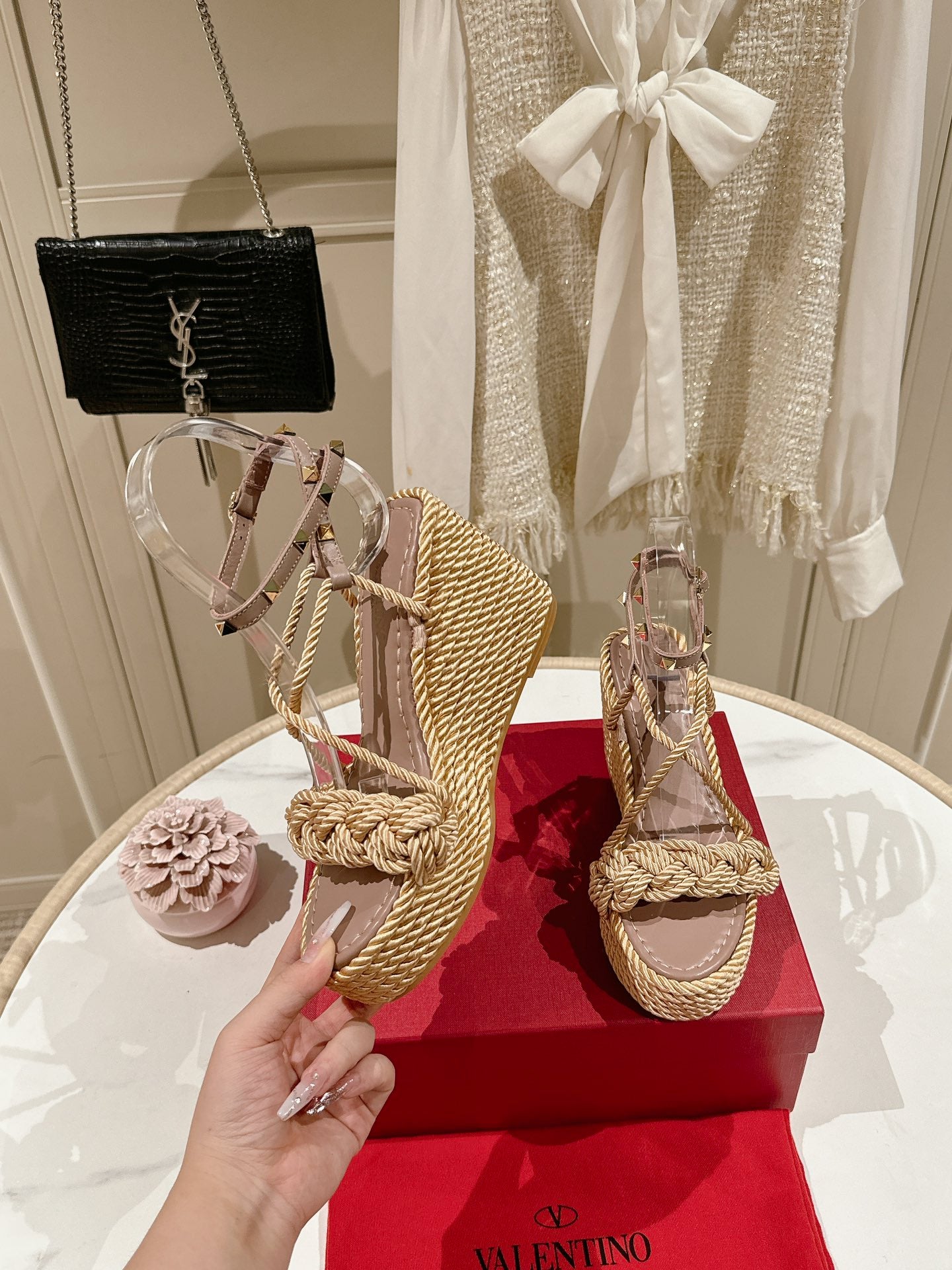 LuxluxHouse Best Quality Valentino Women Shoes
