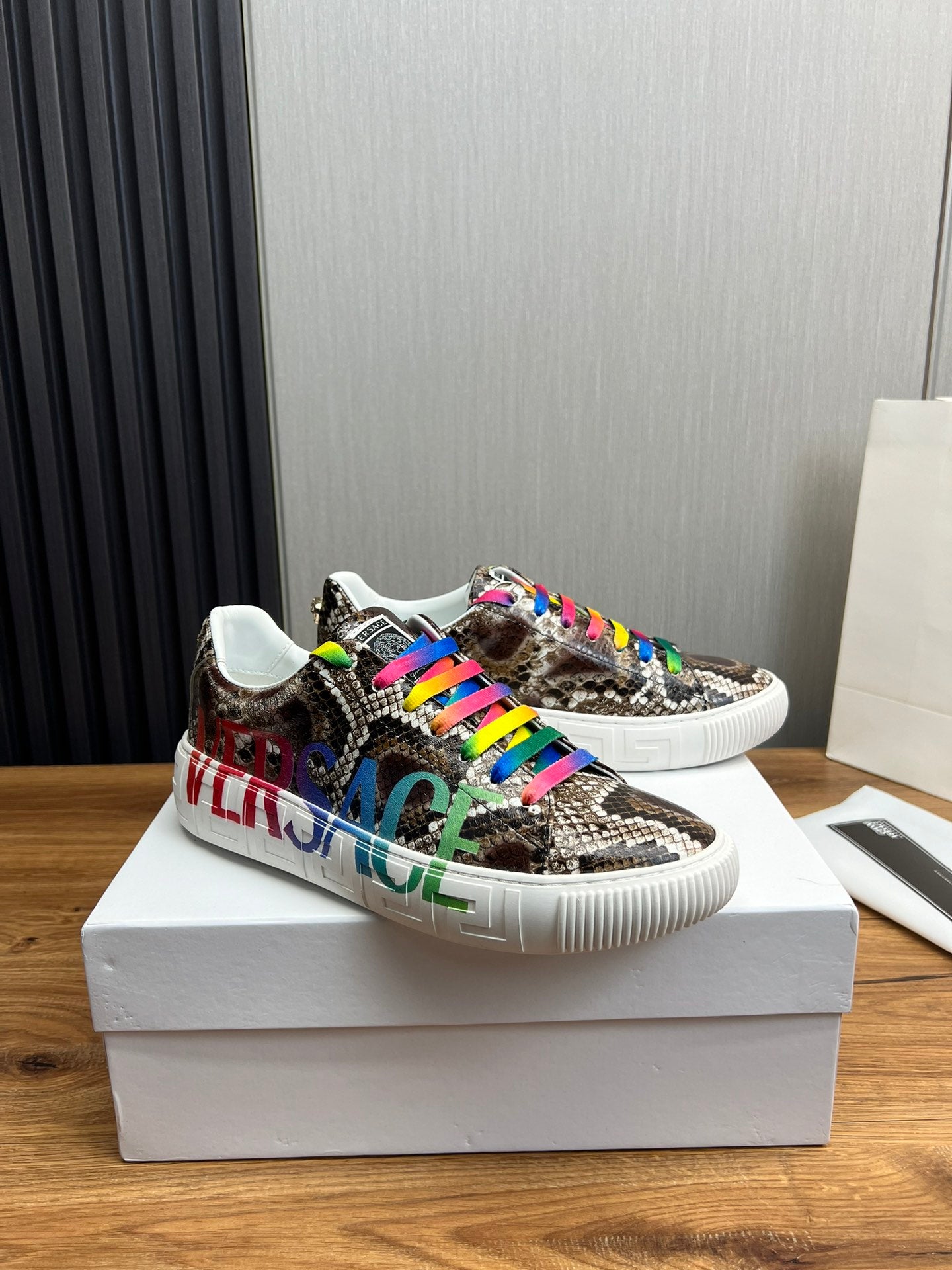 LuxluxHouse Best Quality Shoes Versace