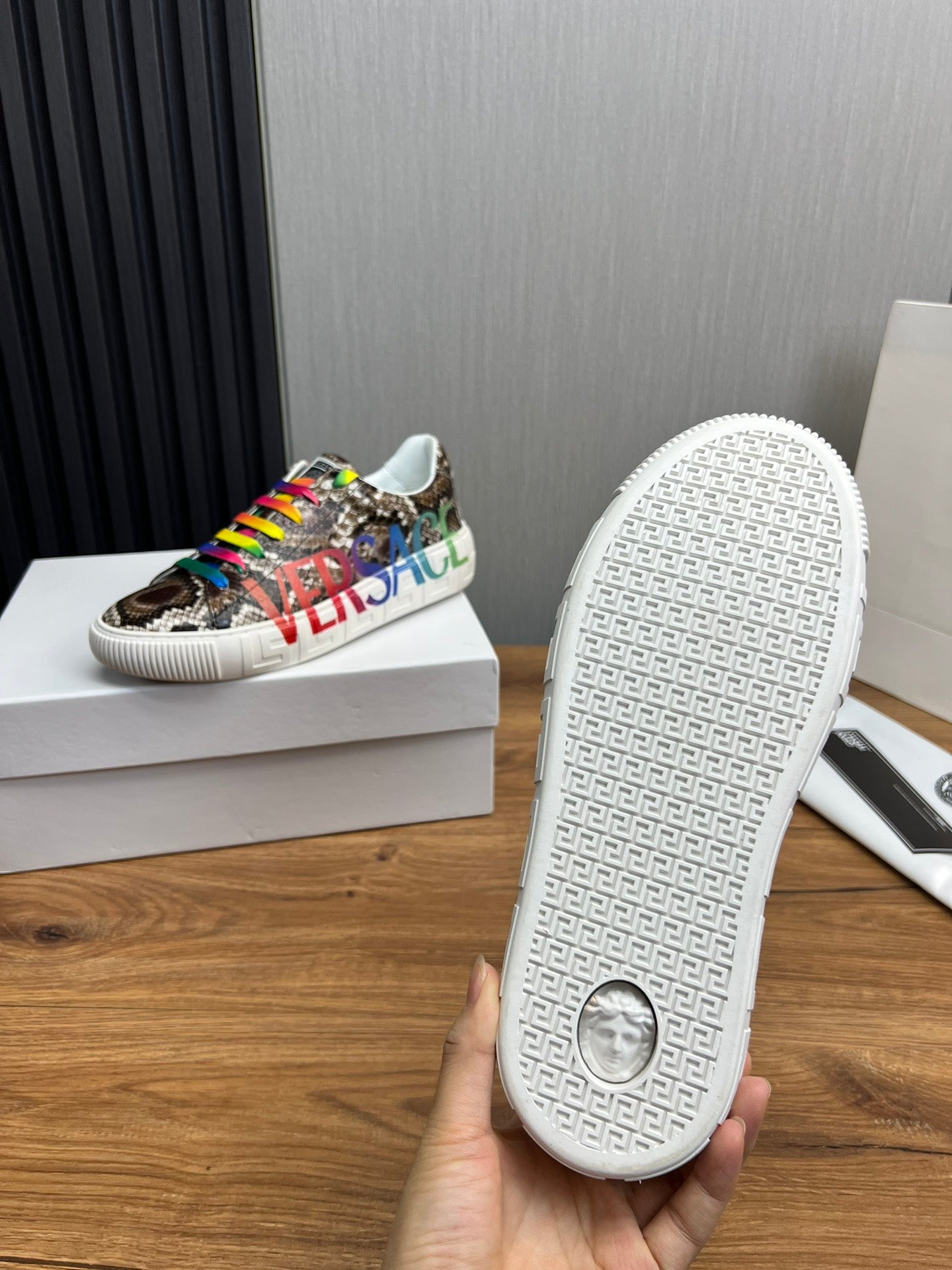 LuxluxHouse Best Quality Shoes Versace
