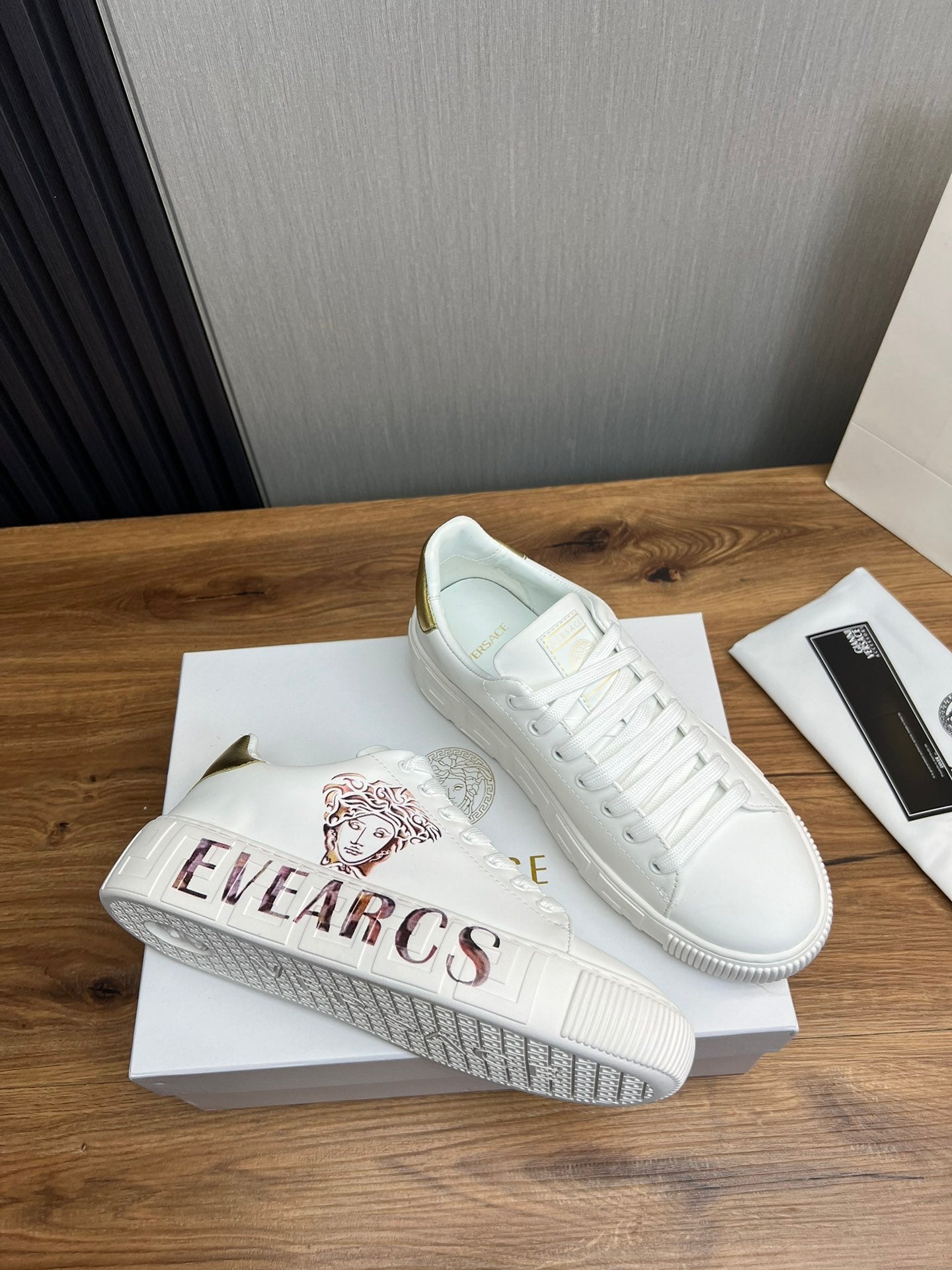 LuxluxHouse Best Quality Shoes Versace