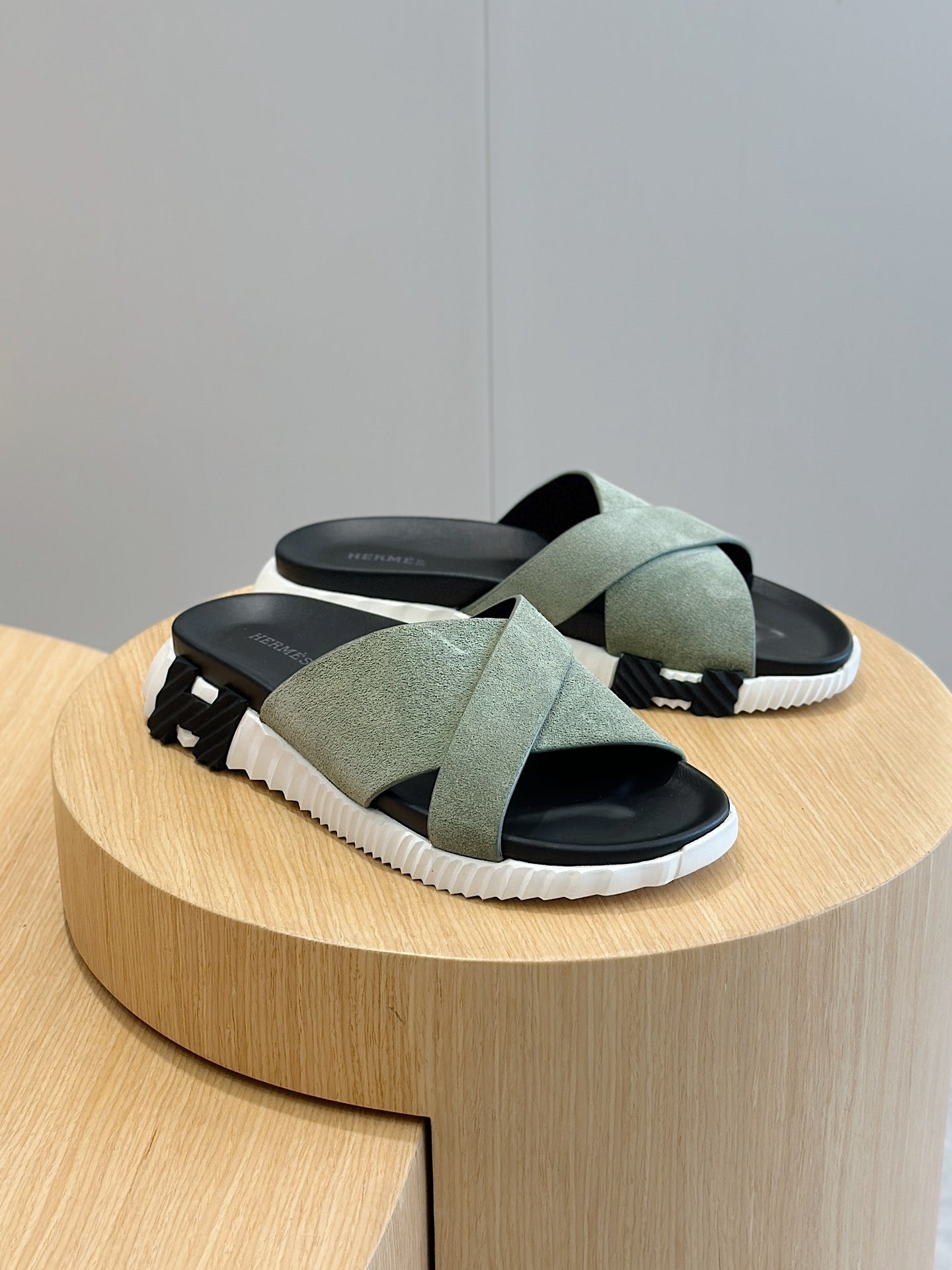 LuxluxHouse Best Quality Sandals Hermes
