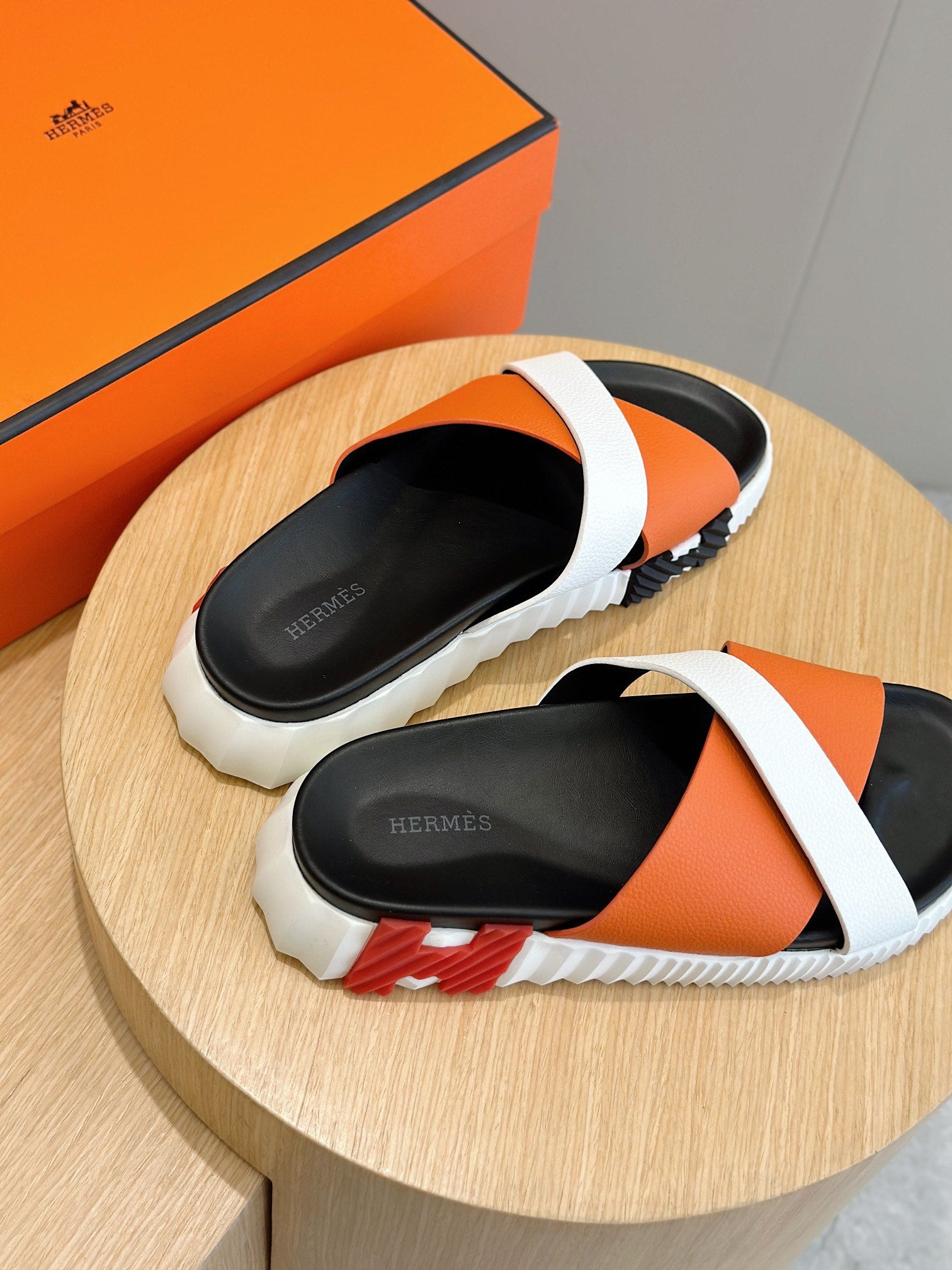 LuxluxHouse Best Quality Sandals Hermes