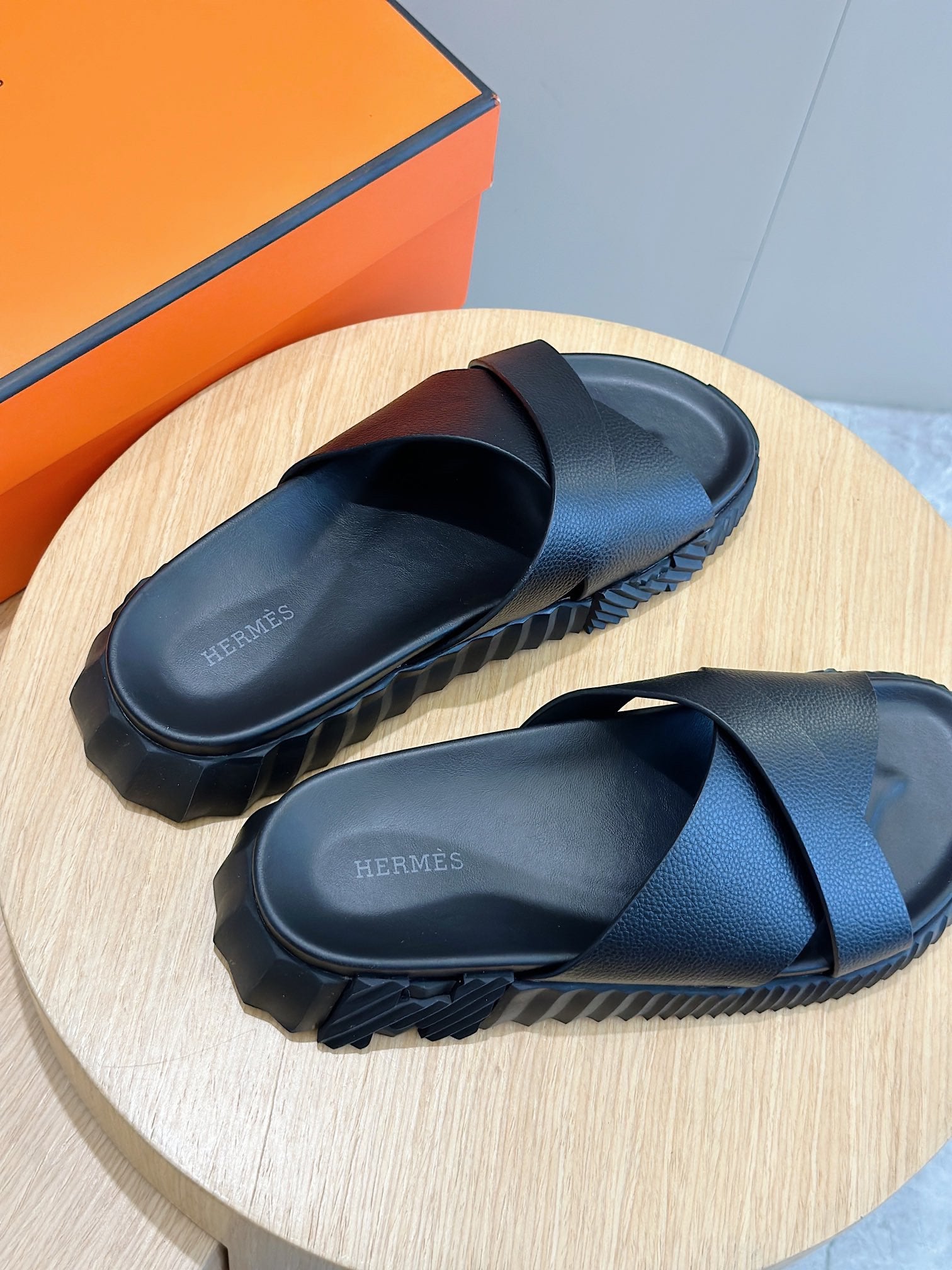 LuxluxHouse Best Quality Sandals Hermes