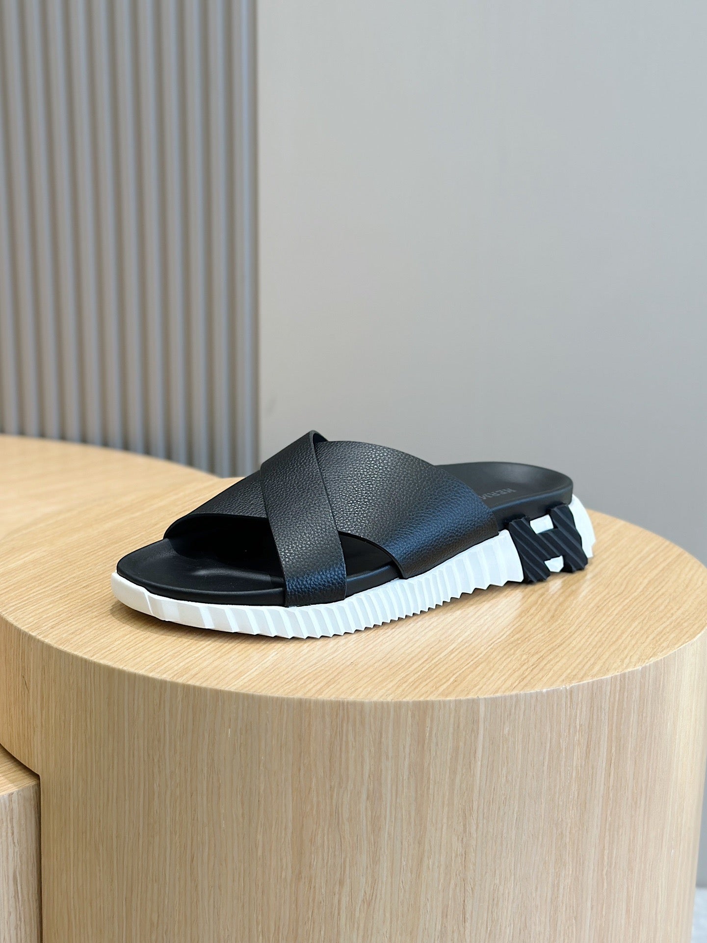 LuxluxHouse Best Quality Sandals Hermes