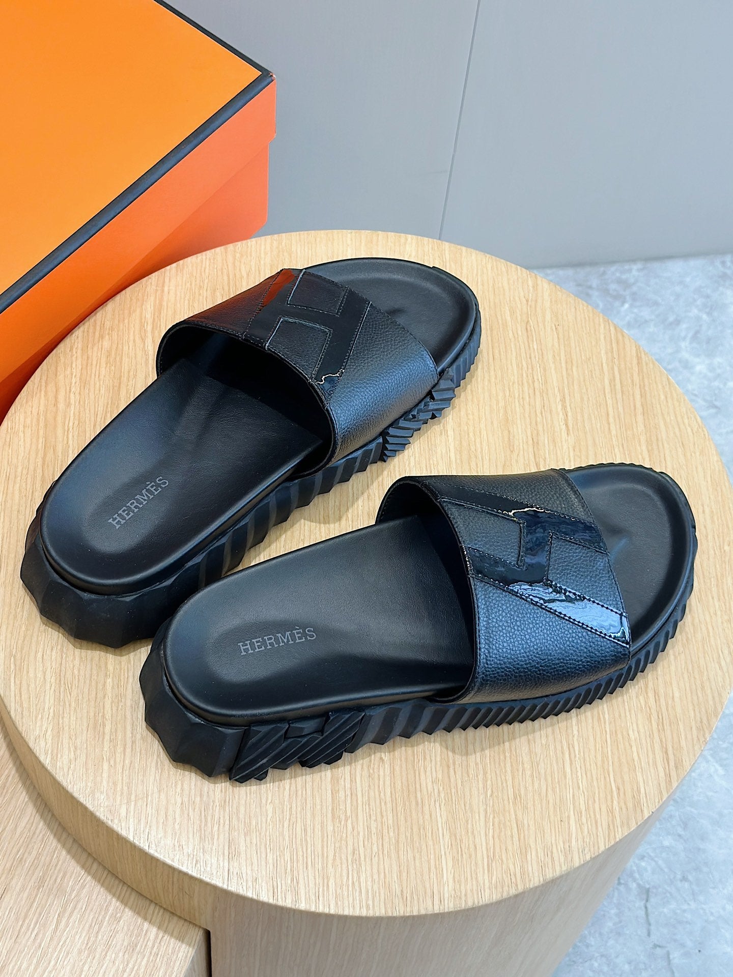 LuxluxHouse Best Quality Sandals Hermes