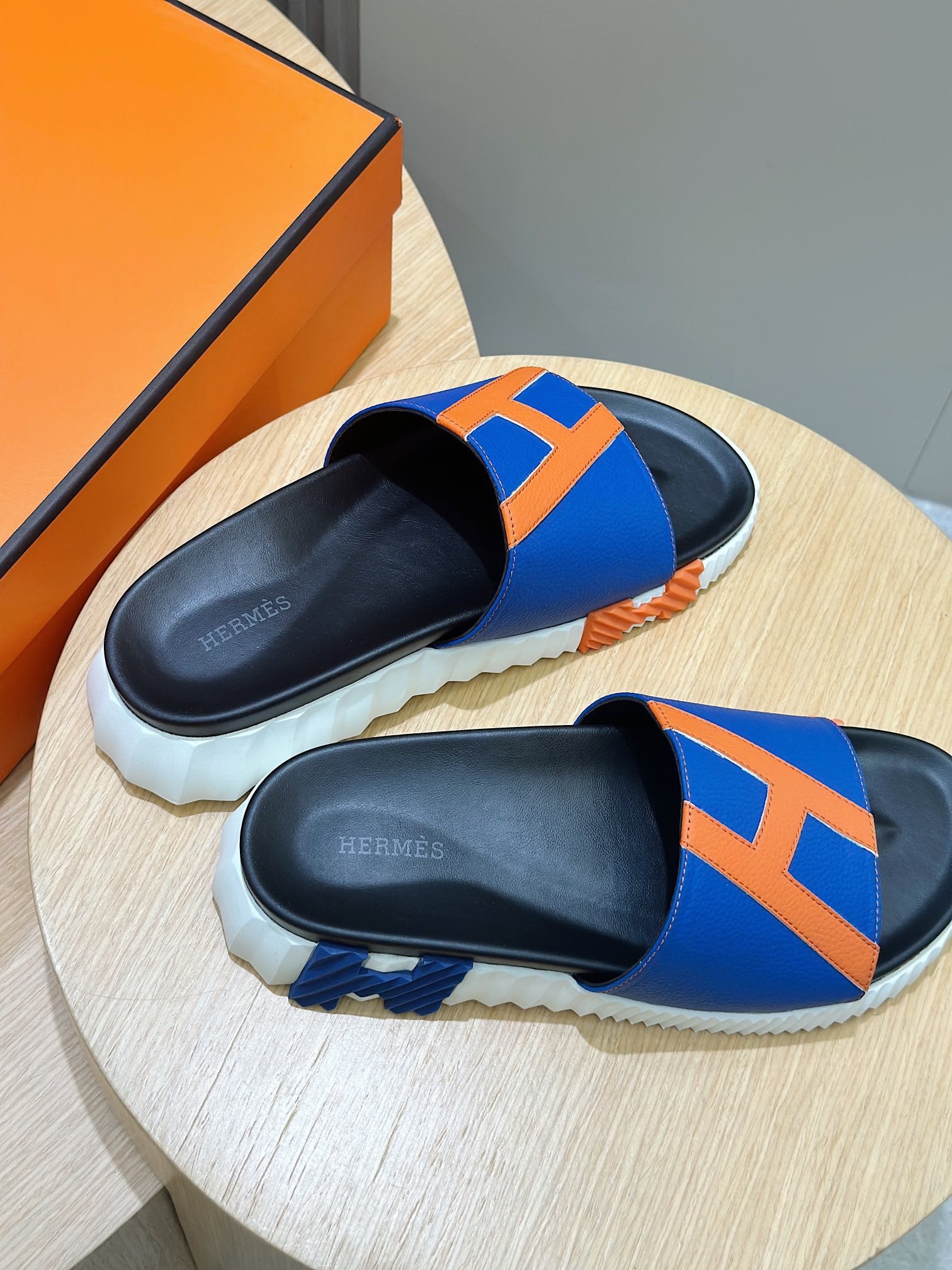 LuxluxHouse Best Quality Sandals Hermes