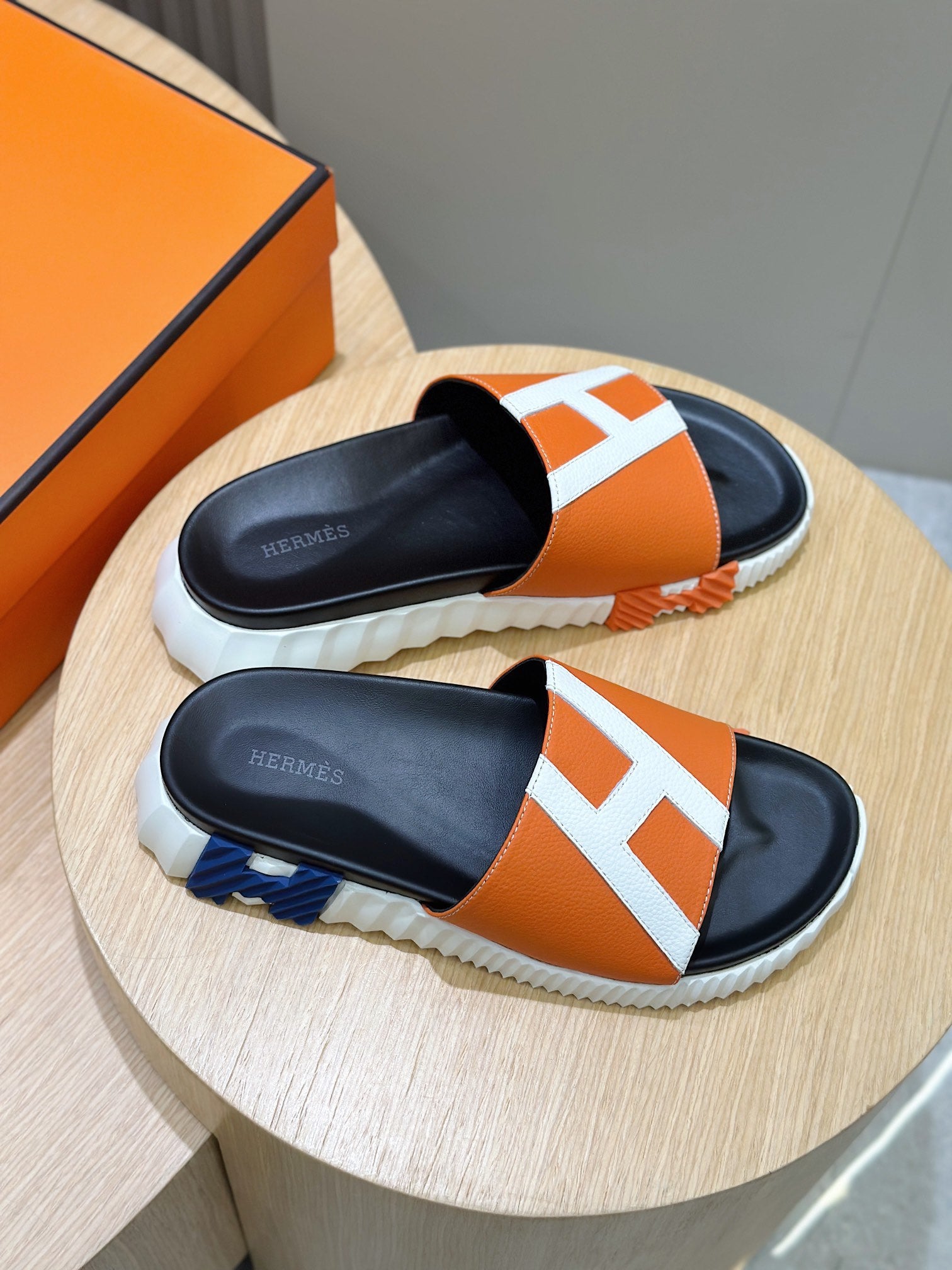 LuxluxHouse Best Quality Sandals Hermes