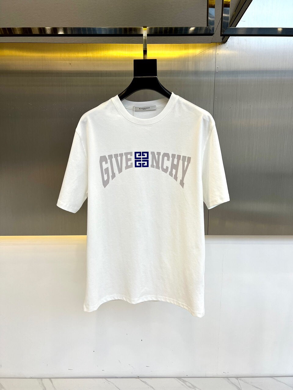 LuxluxHouse Best Quality Clothes Givenchy T-shirt