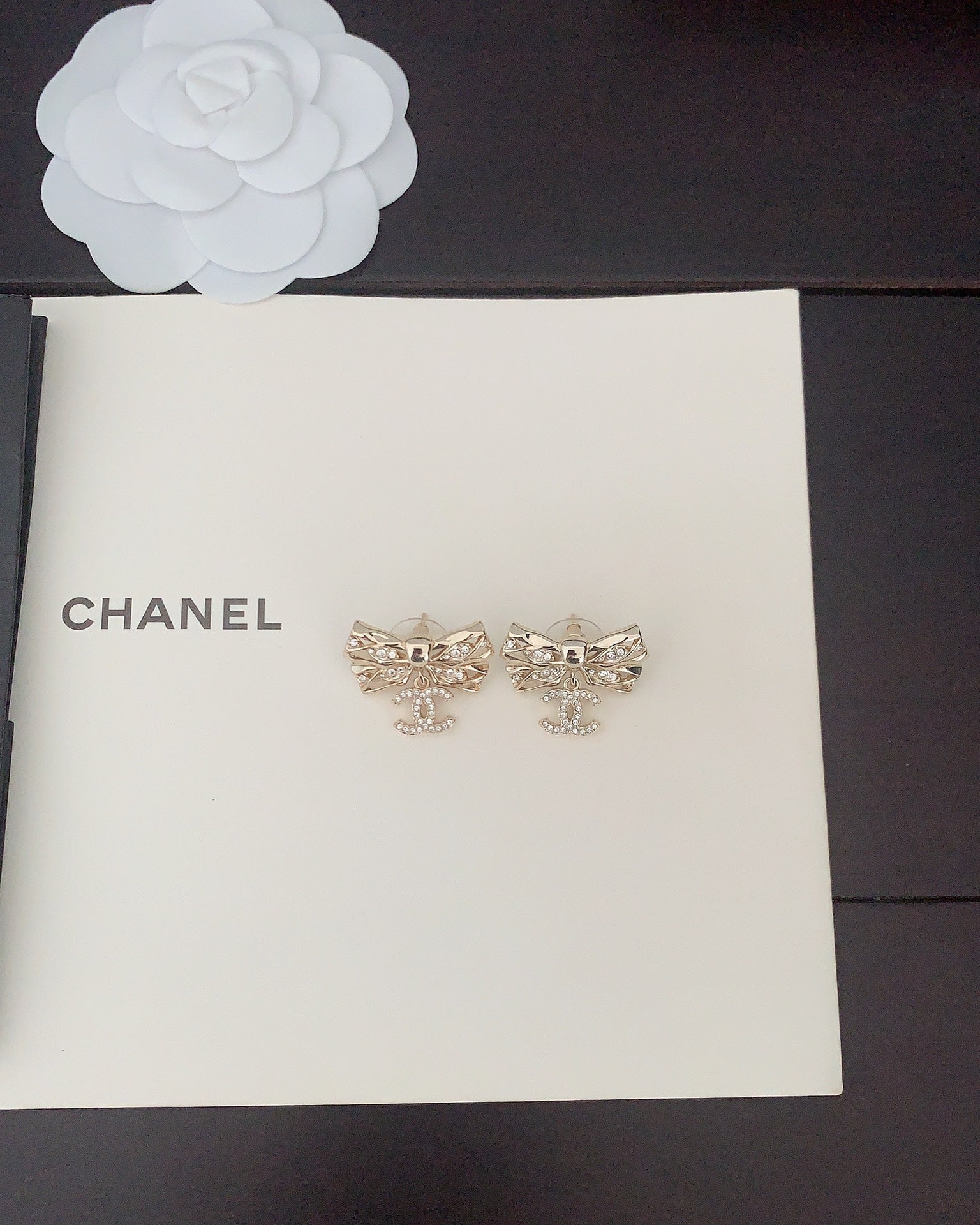 LuxluxHouse Best Quality Accessories Chanel
