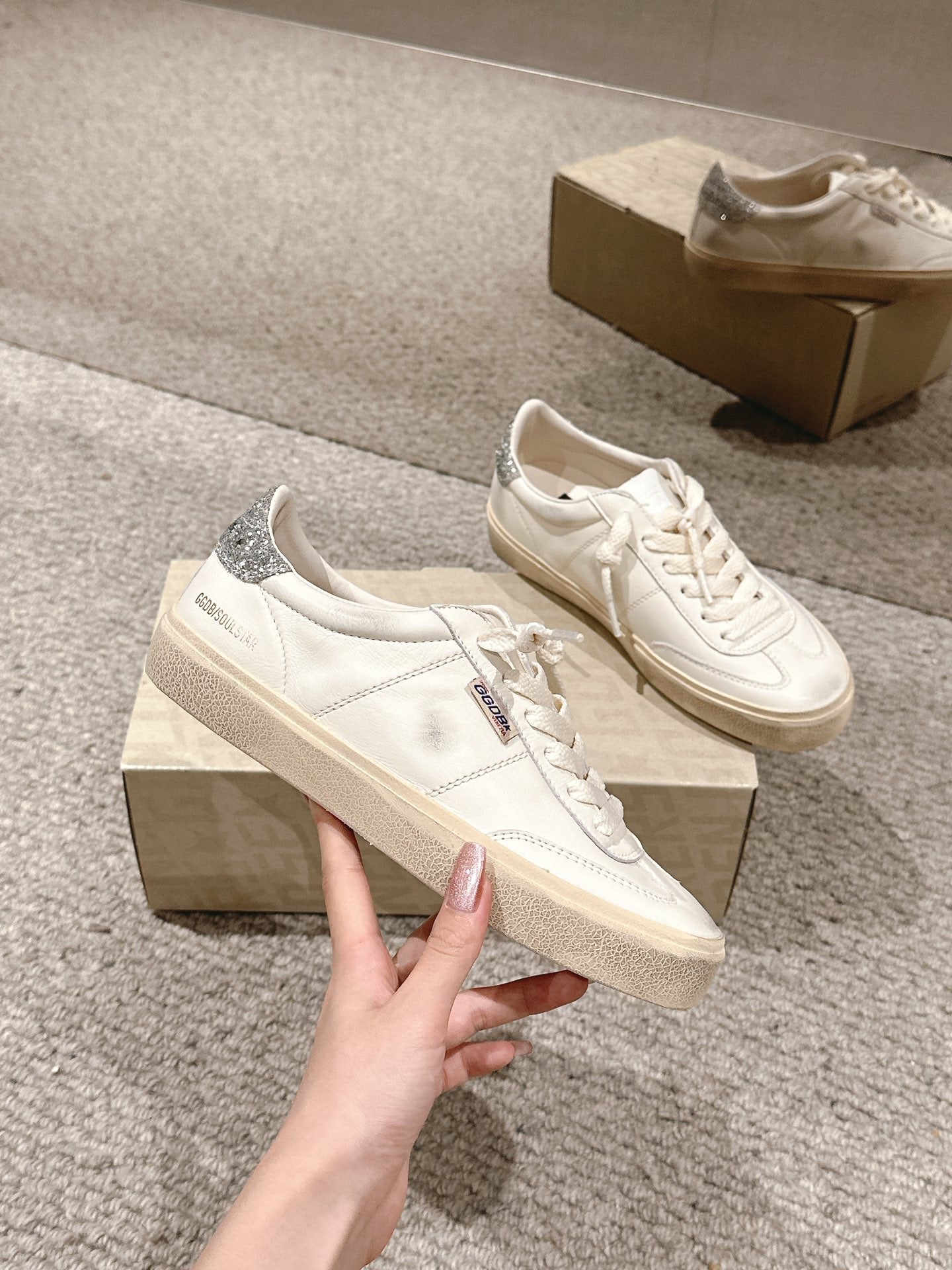 LuxluxHouse Best Quality Shoes Golden Goose