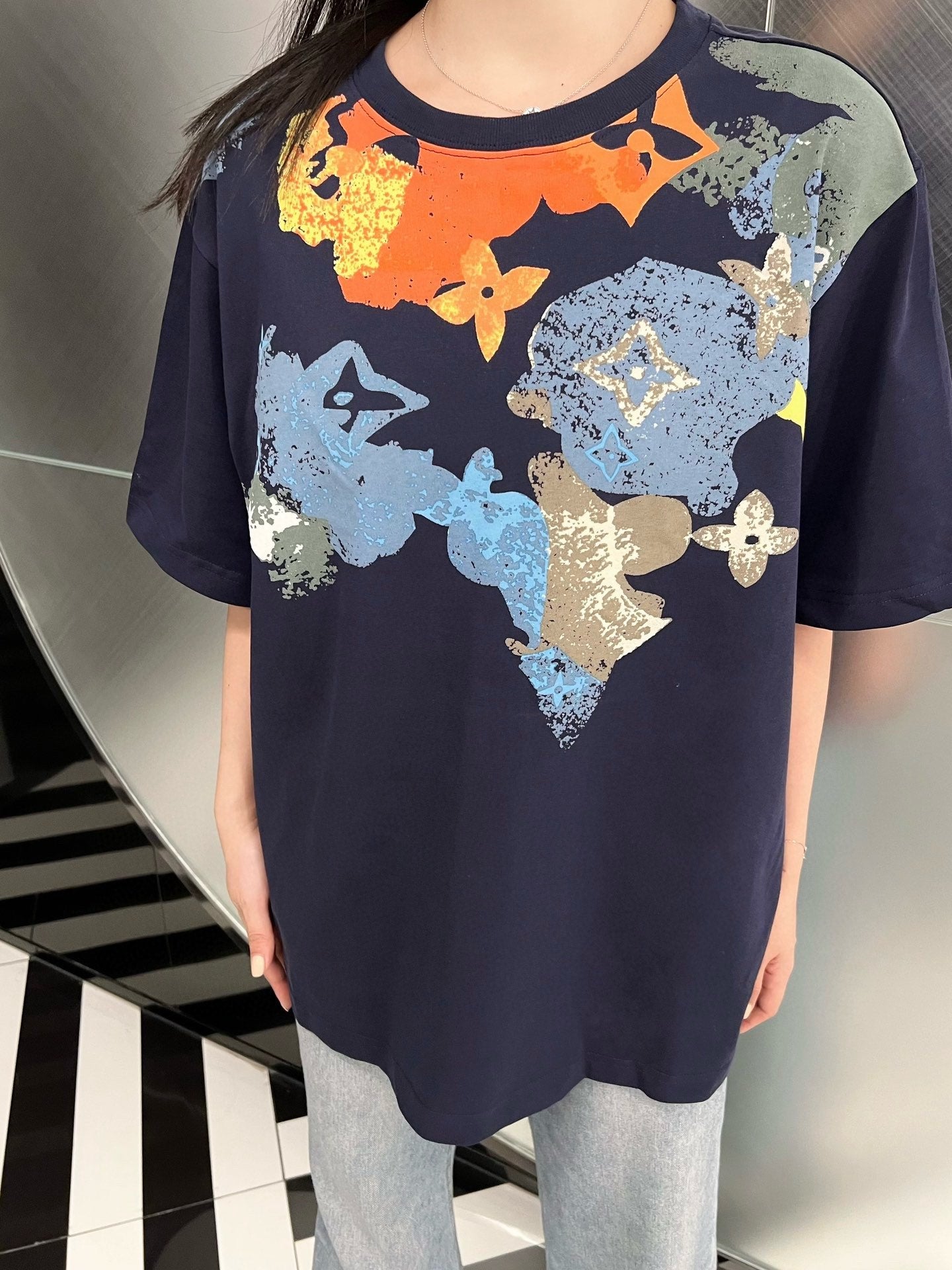 LuxluxHouse Best Quality Clothes T-shirt Louis Vuitton