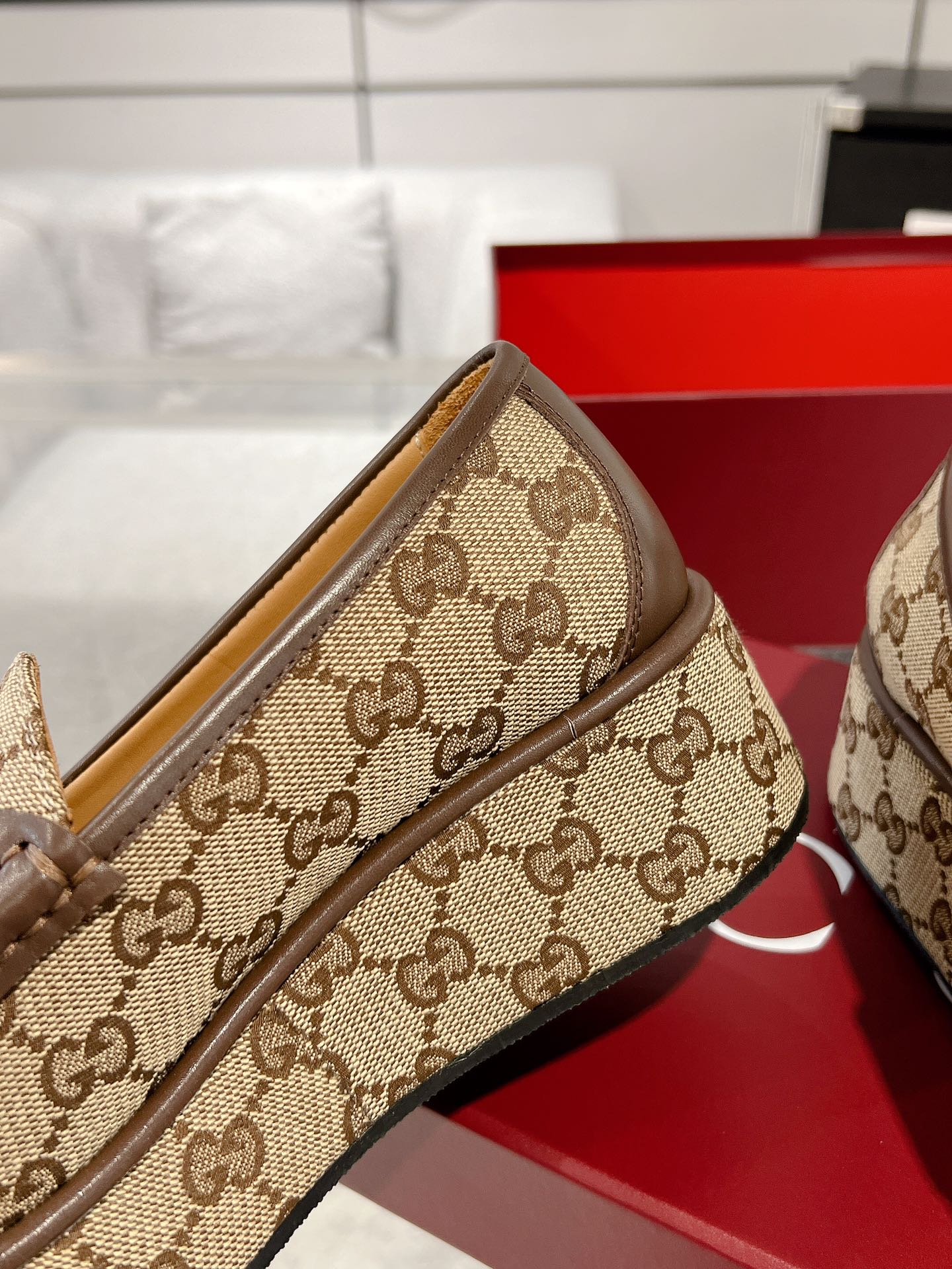 LuxluxHouse Best Quality Gucci Women Shoes