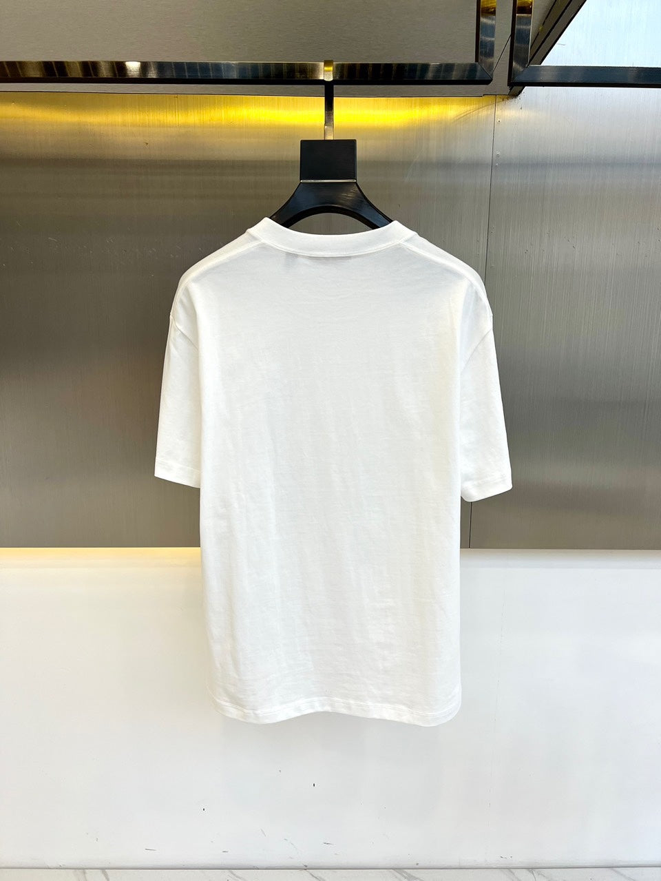 LuxluxHouse Best Quality Clothes T-shirt Loewe