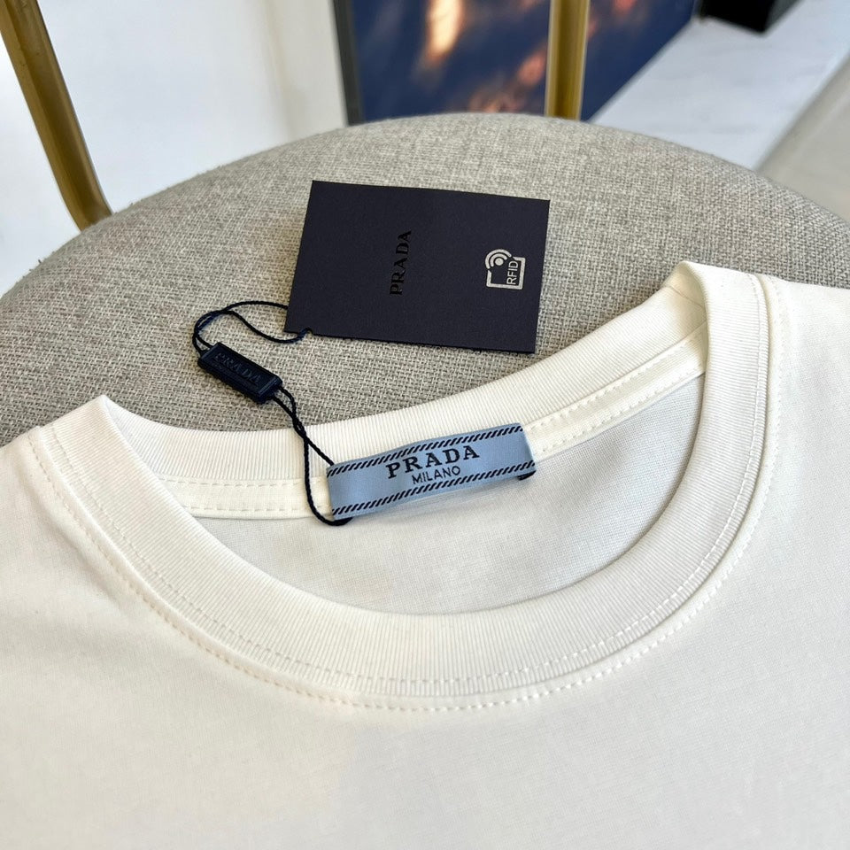 LuxluxHouse Best Quality Clothes T-shirt Prada