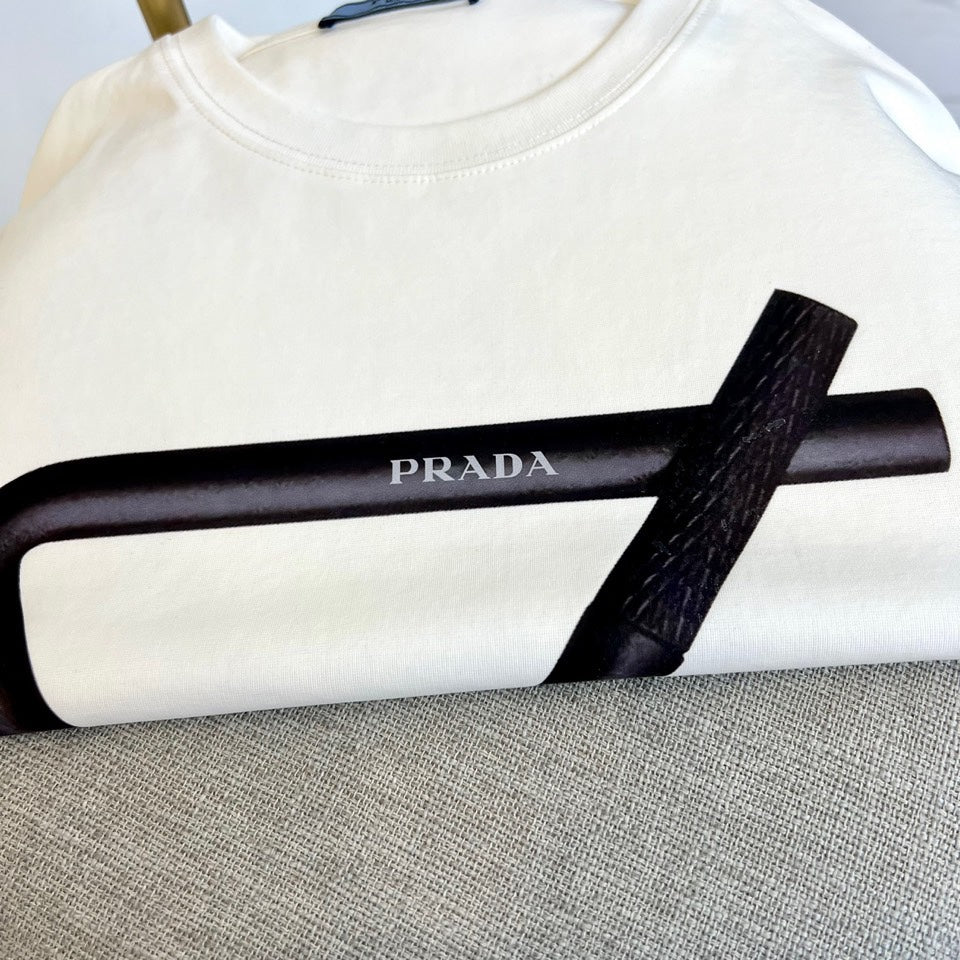 LuxluxHouse Best Quality Clothes T-shirt Prada