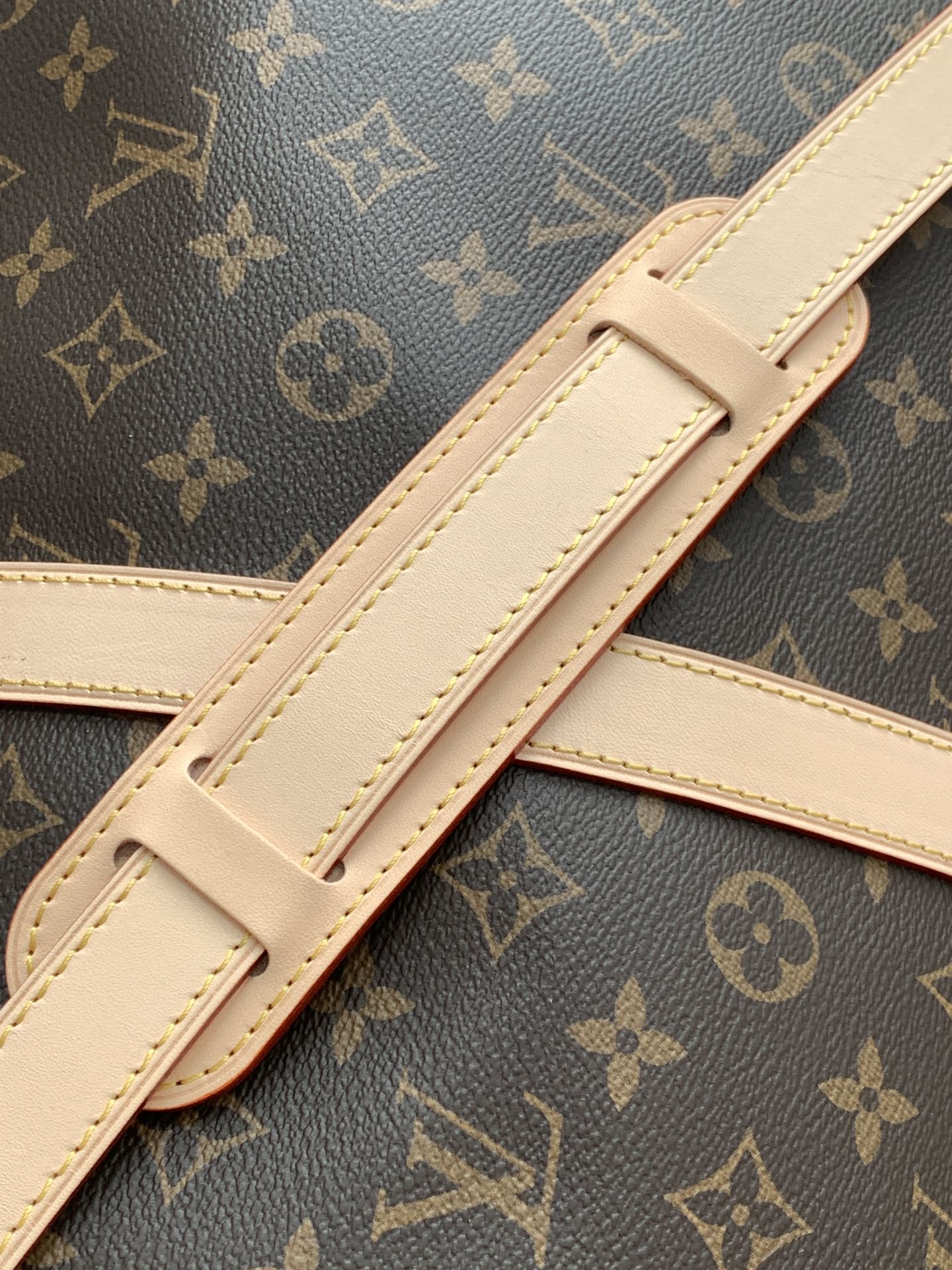 LuxluxHouse Best Quality Bags Best Louis Vuitton Men