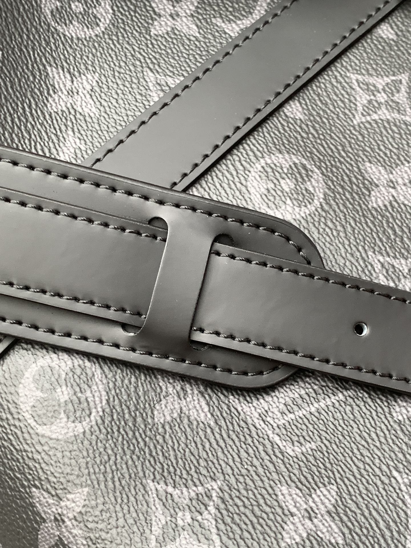 LuxluxHouse Best Quality Bags Best Louis Vuitton Men